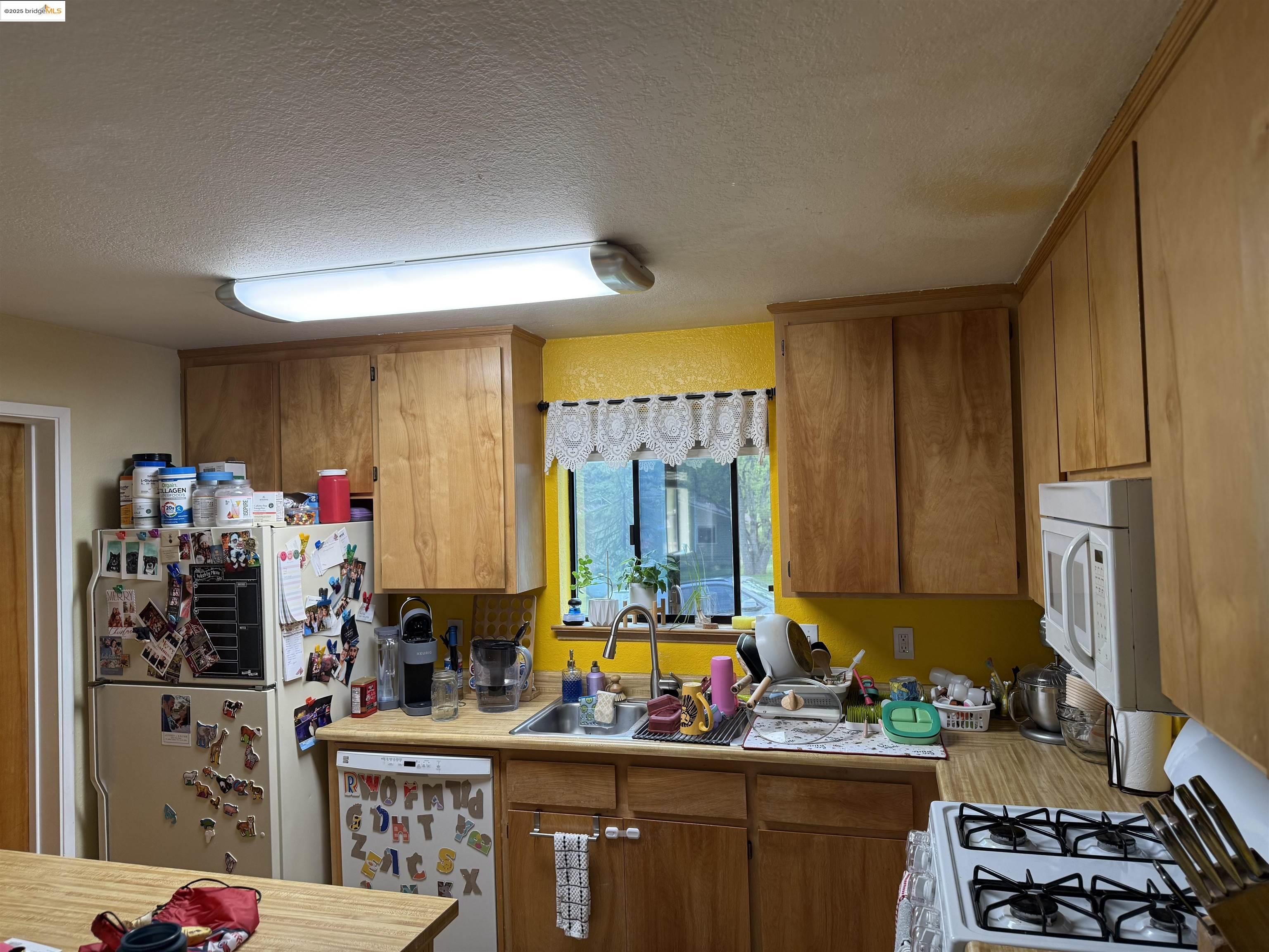 Detail Gallery Image 16 of 28 For 20767 Ferretti, Groveland,  CA 95321 - 2 Beds | 1 Baths