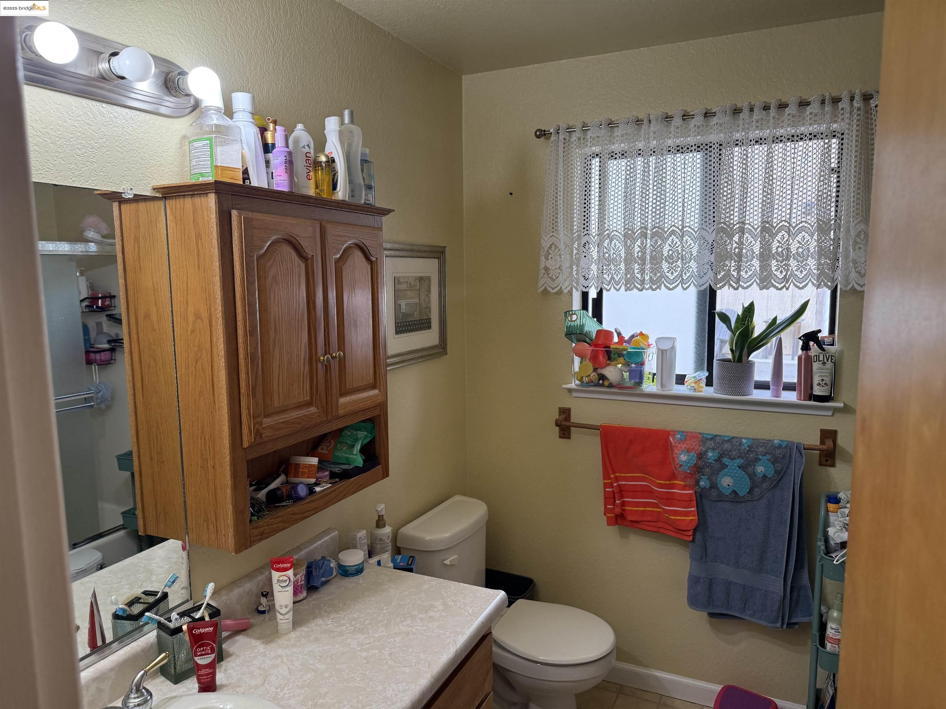 Detail Gallery Image 19 of 28 For 20767 Ferretti, Groveland,  CA 95321 - 2 Beds | 1 Baths