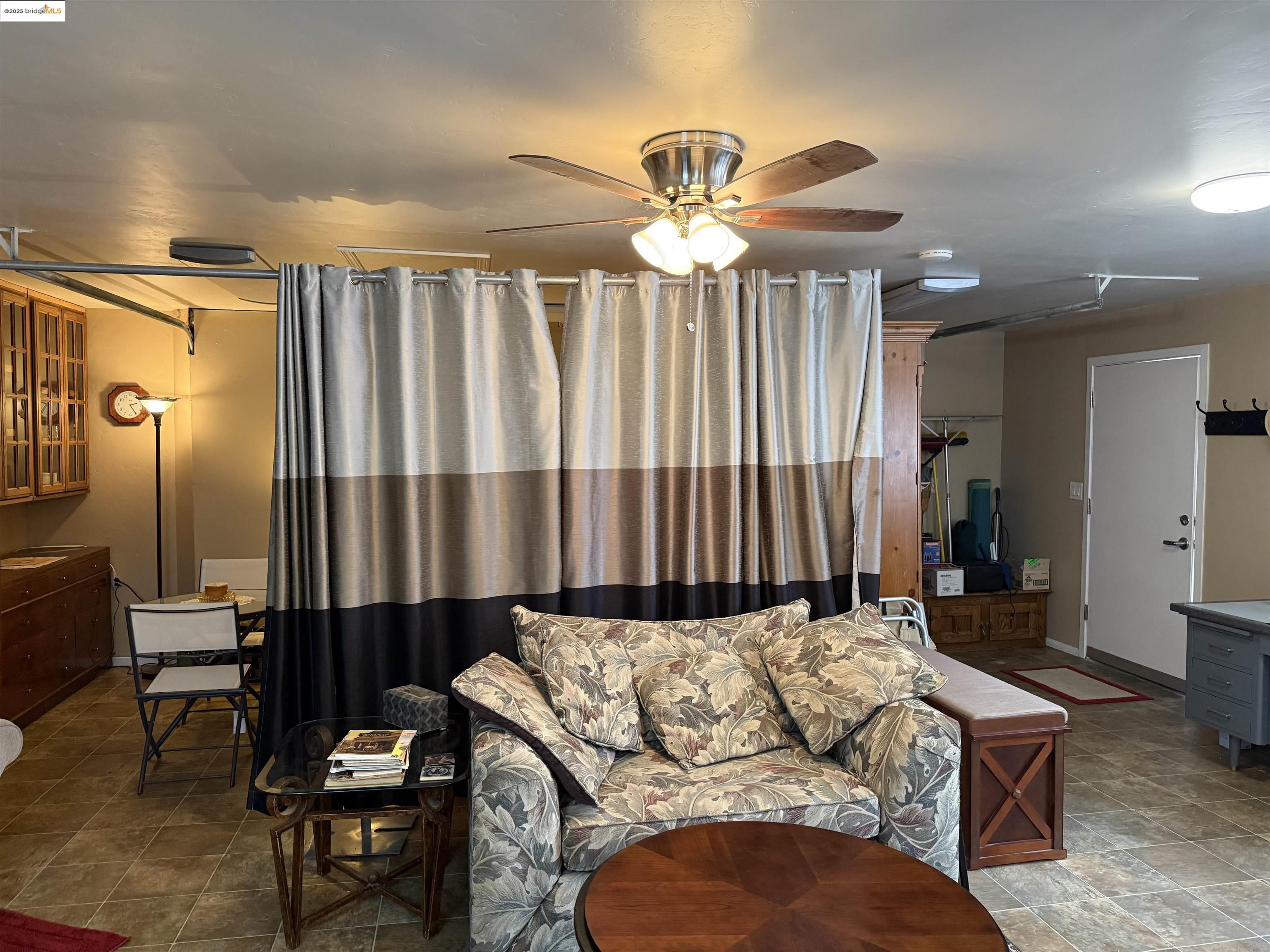 Detail Gallery Image 7 of 28 For 20767 Ferretti, Groveland,  CA 95321 - 2 Beds | 1 Baths