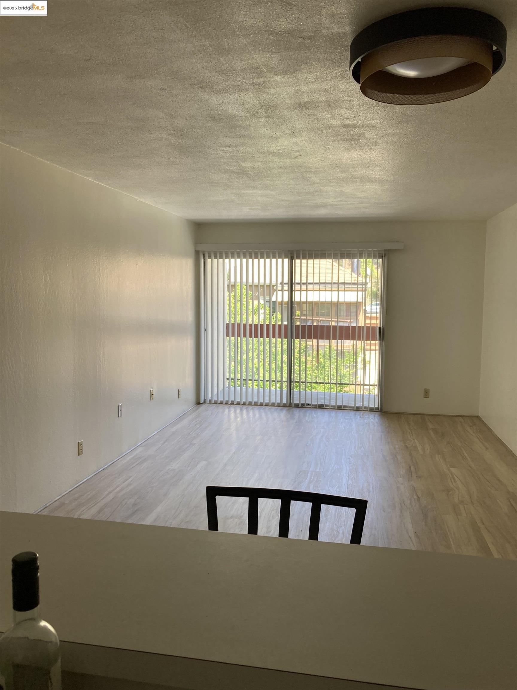 288 Whitmore St., Oakland, California 94611, 1 Bedroom Bedrooms, 4 Rooms Rooms,1 BathroomBathrooms,Residential Lease,For Rent,288 Whitmore St.,41096122