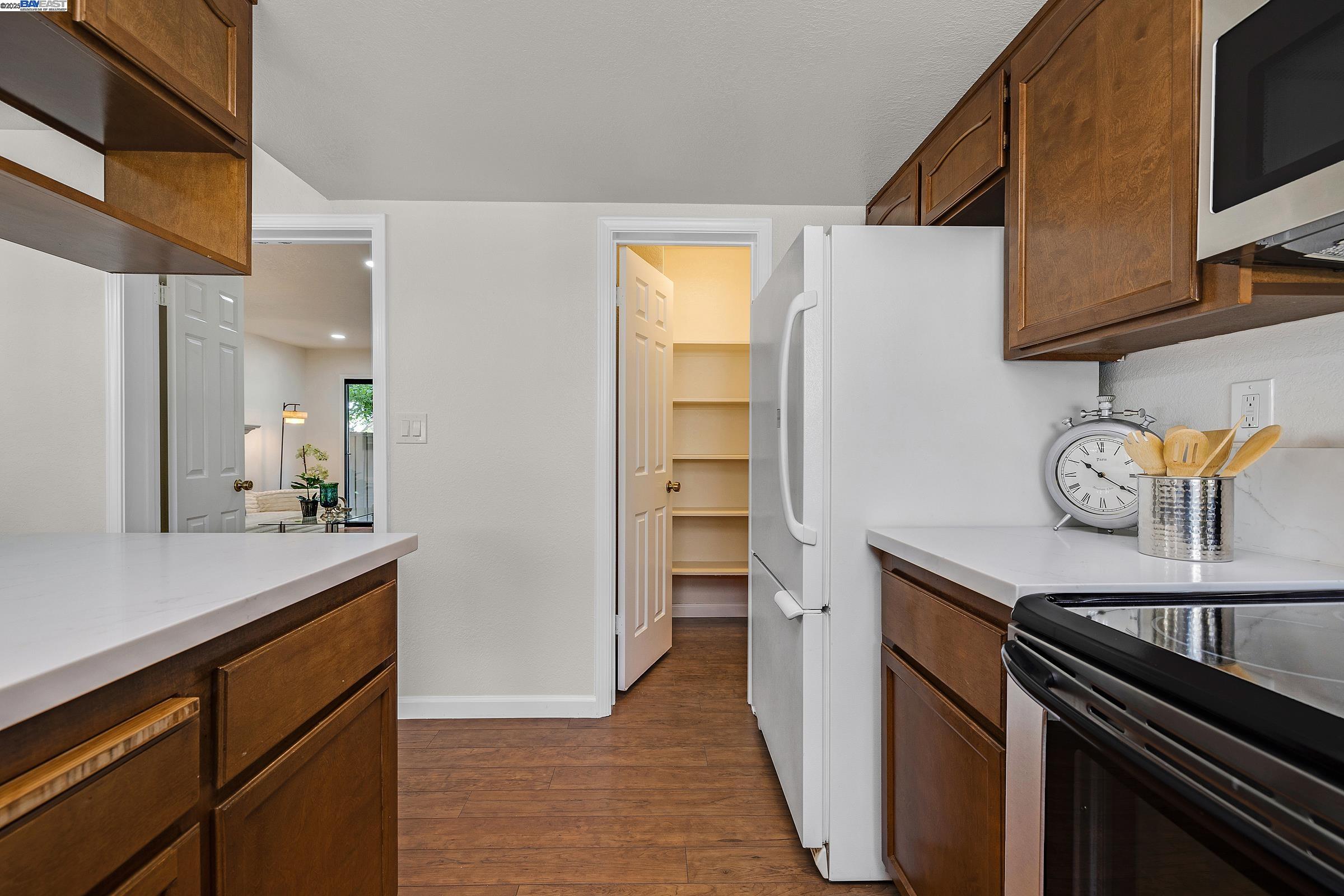 Photo #12: 41096125 Listing: Photo #12