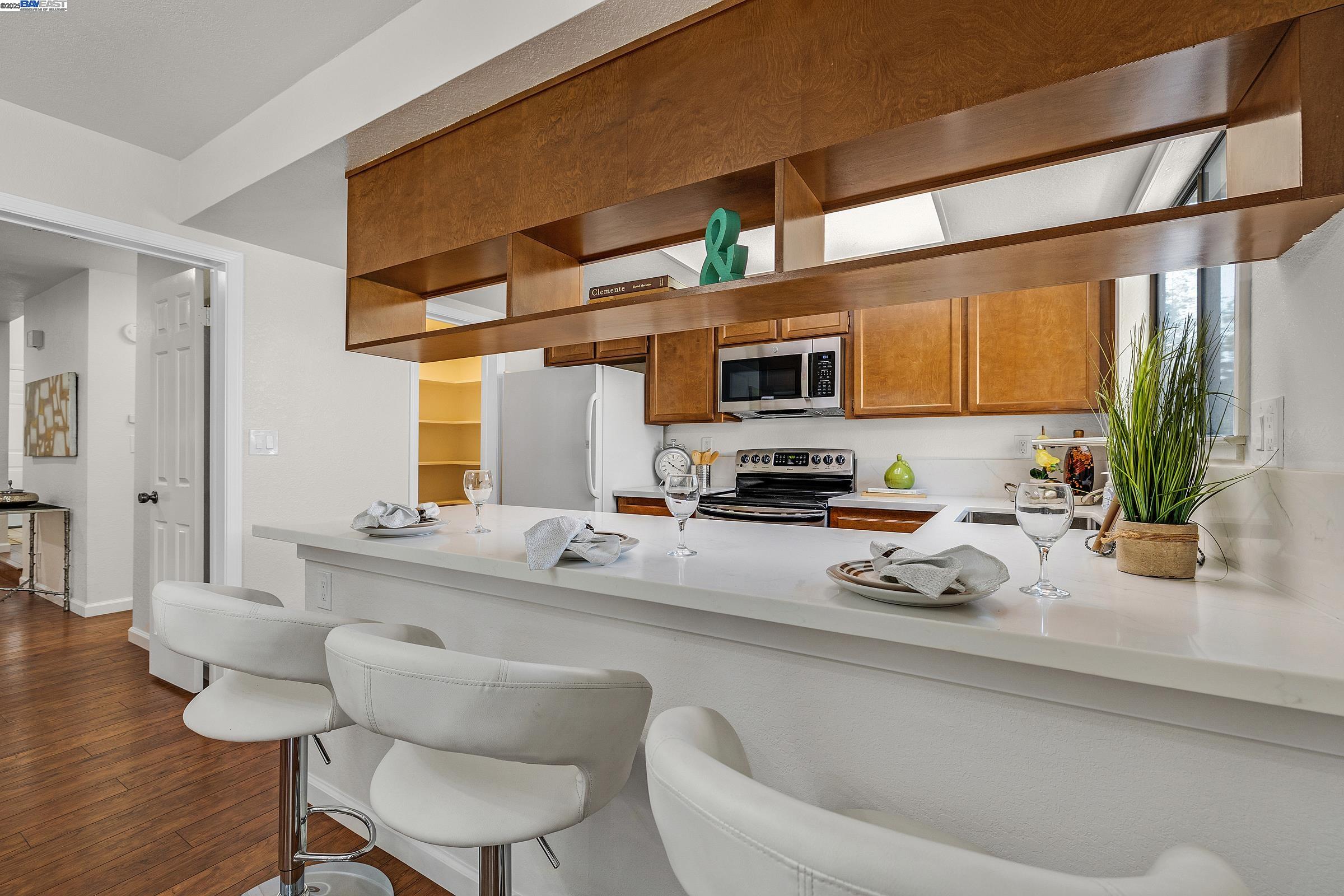 Photo #8: 41096125 Listing: Photo #8