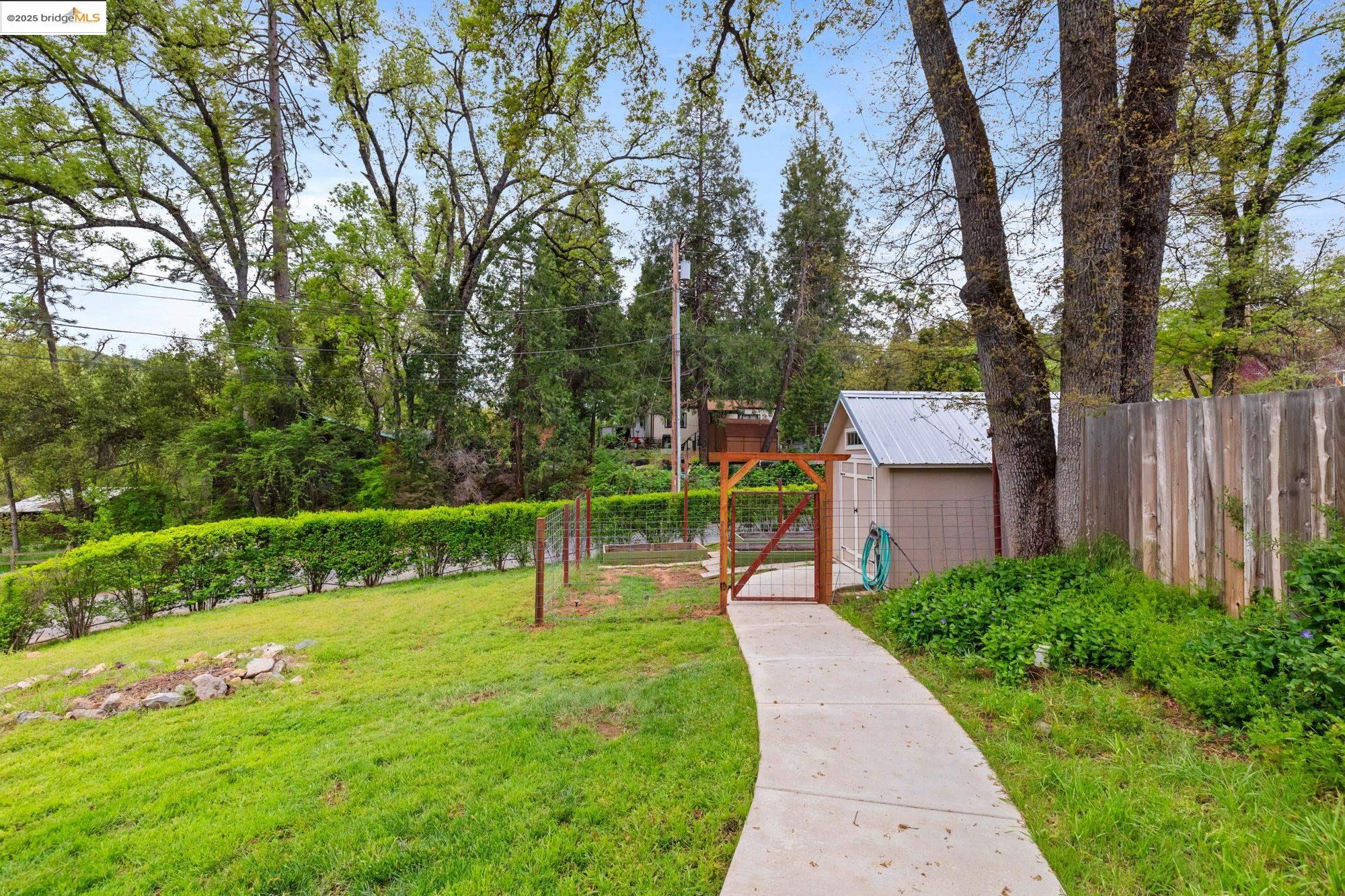 Detail Gallery Image 25 of 39 For 17250 Burford Ln, Soulsbyville,  CA 95372 - 3 Beds | 1 Baths