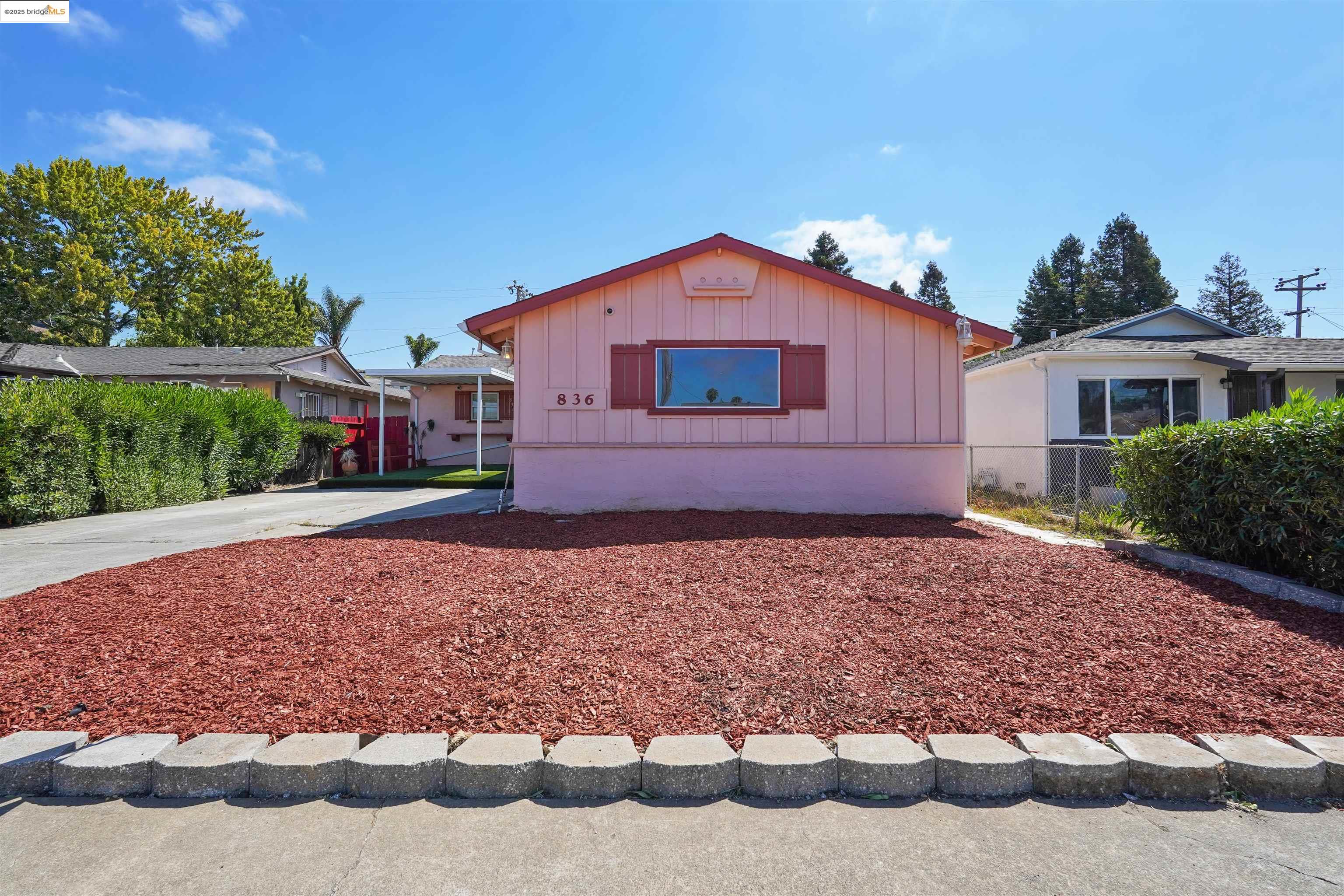 Detail Gallery Image 3 of 53 For 836 Stella St, Vallejo,  CA 94589 - 3 Beds | 2 Baths