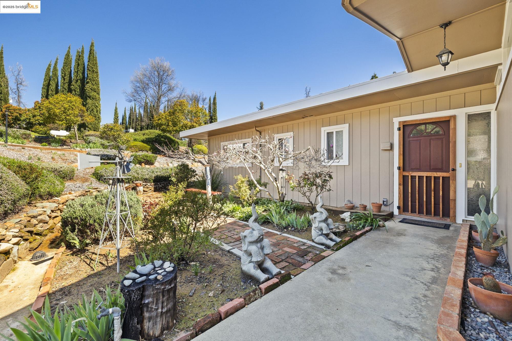 Detail Gallery Image 35 of 57 For 20325 Eureka Dr, Sonora,  CA 95370 - 4 Beds | 3 Baths