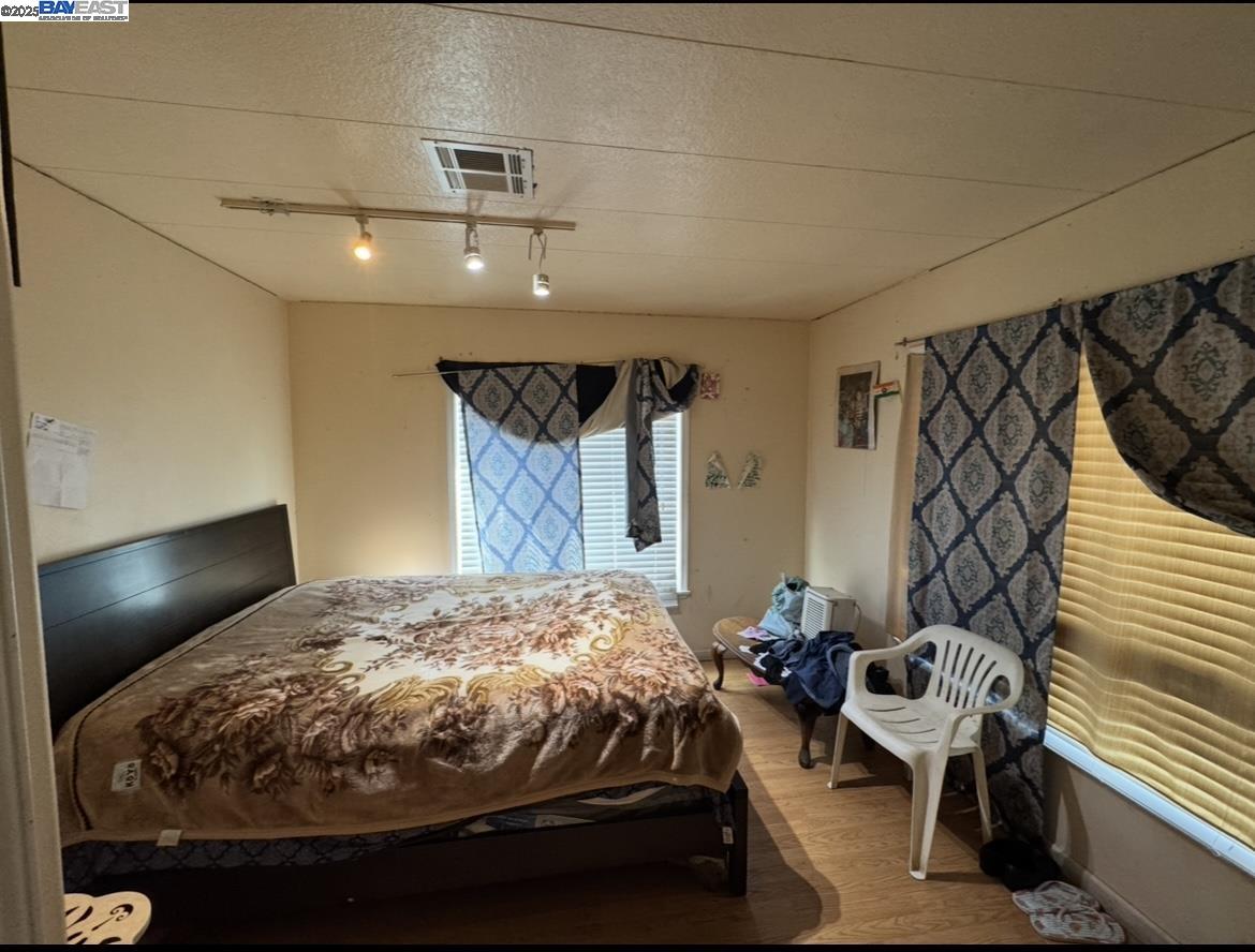 Detail Gallery Image 15 of 17 For 200 Ford Rd #236,  San Jose,  CA 95138 - 4 Beds | 2 Baths