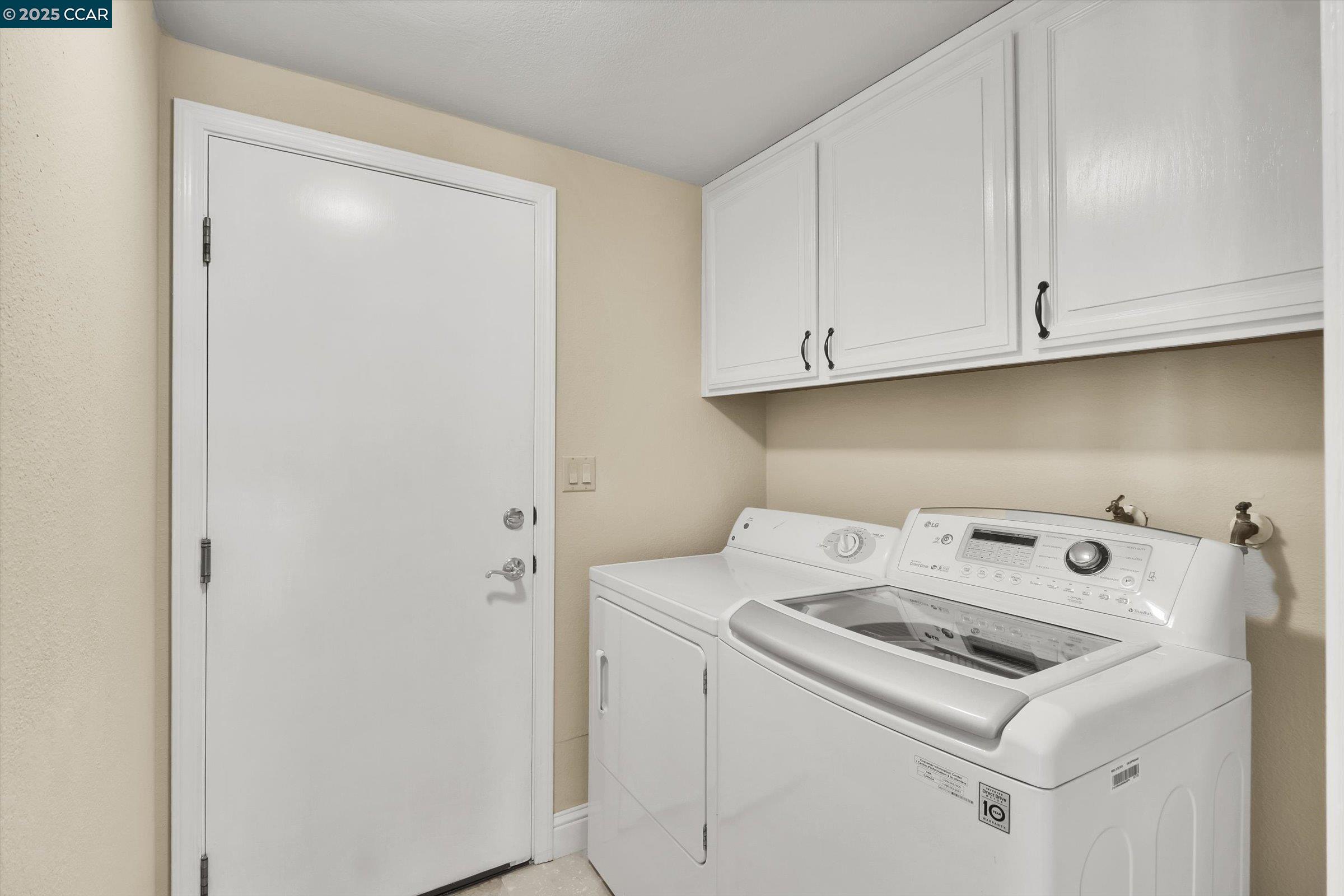 Detail Gallery Image 11 of 23 For 5362 Saddleback Ct, Richmond,  CA 94803 - 4 Beds | 3 Baths
