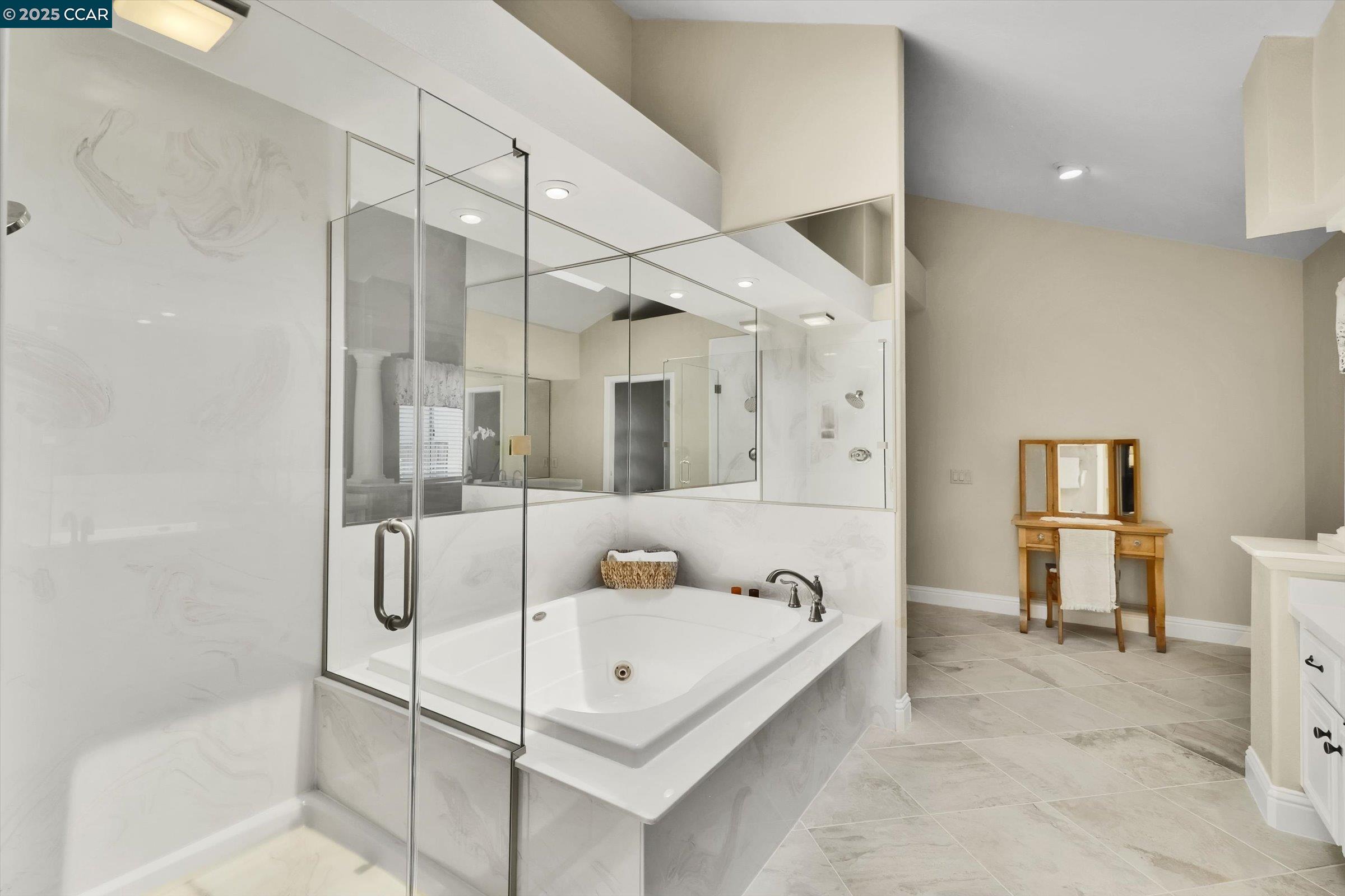 Detail Gallery Image 18 of 23 For 5362 Saddleback Ct, Richmond,  CA 94803 - 4 Beds | 3 Baths