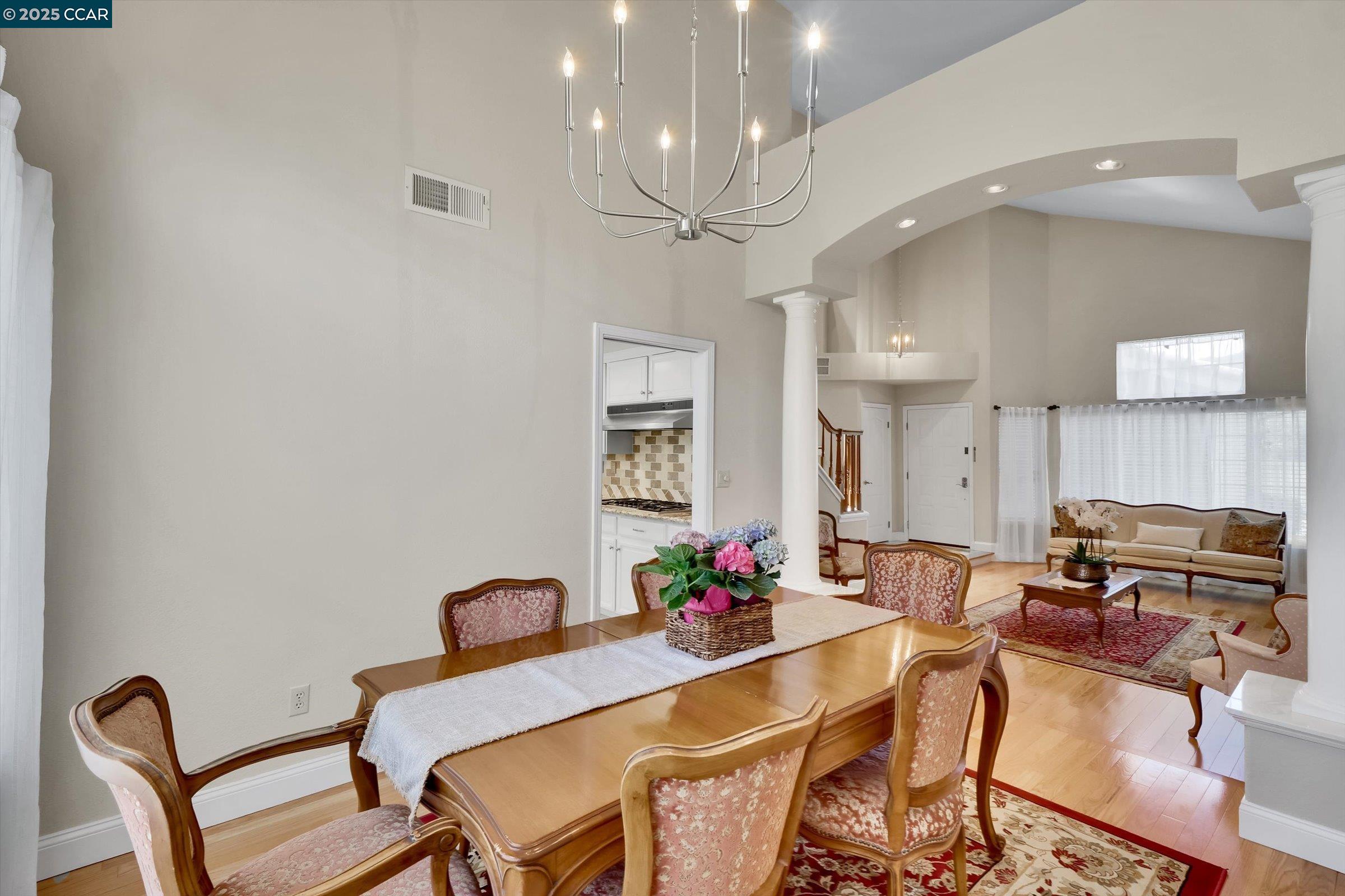 Detail Gallery Image 4 of 23 For 5362 Saddleback Ct, Richmond,  CA 94803 - 4 Beds | 3 Baths