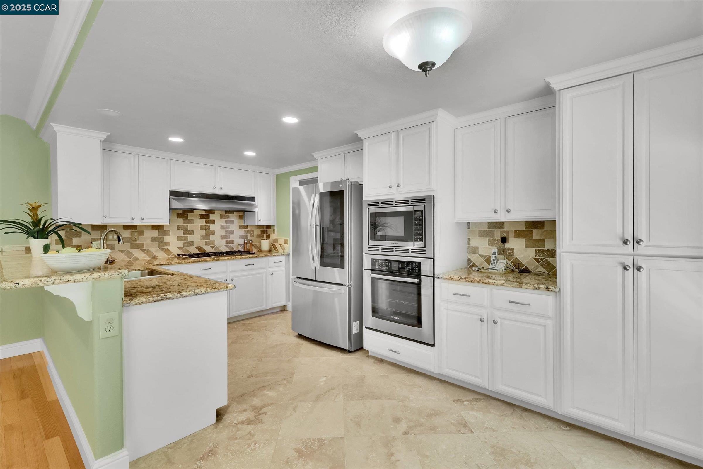 Detail Gallery Image 5 of 23 For 5362 Saddleback Ct, Richmond,  CA 94803 - 4 Beds | 3 Baths