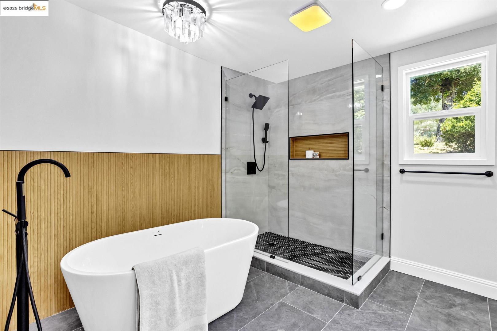 Detail Gallery Image 18 of 29 For 4369 Nelson Dr, Richmond,  CA 94803 - 4 Beds | 3 Baths