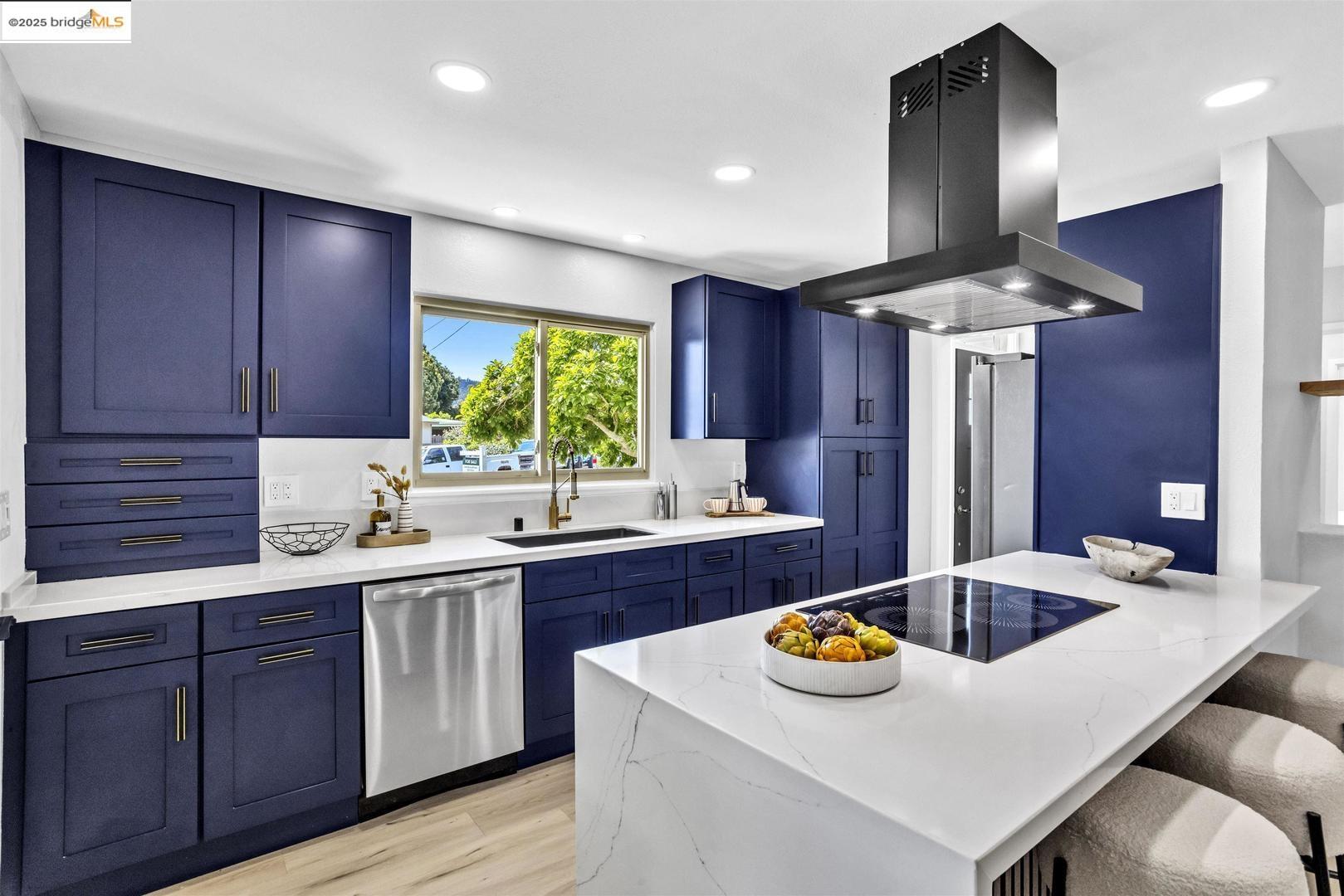 Detail Gallery Image 24 of 29 For 4369 Nelson Dr, Richmond,  CA 94803 - 4 Beds | 3 Baths