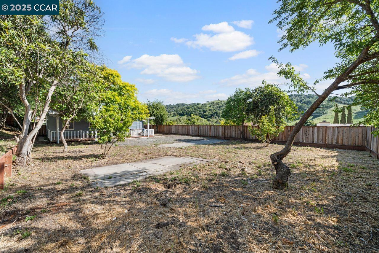 property-img