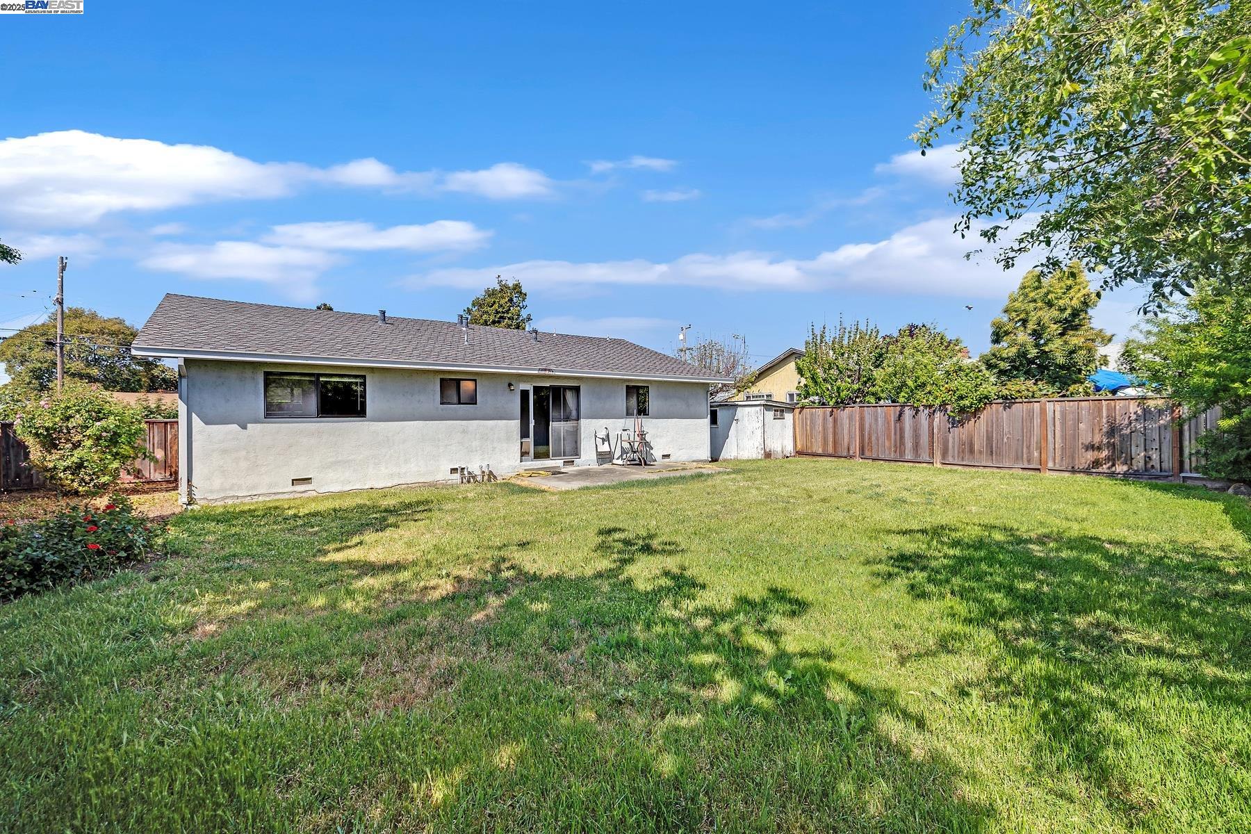 Detail Gallery Image 11 of 32 For 4572 Bianca Dr, Fremont,  CA 94536 - 3 Beds | 2 Baths