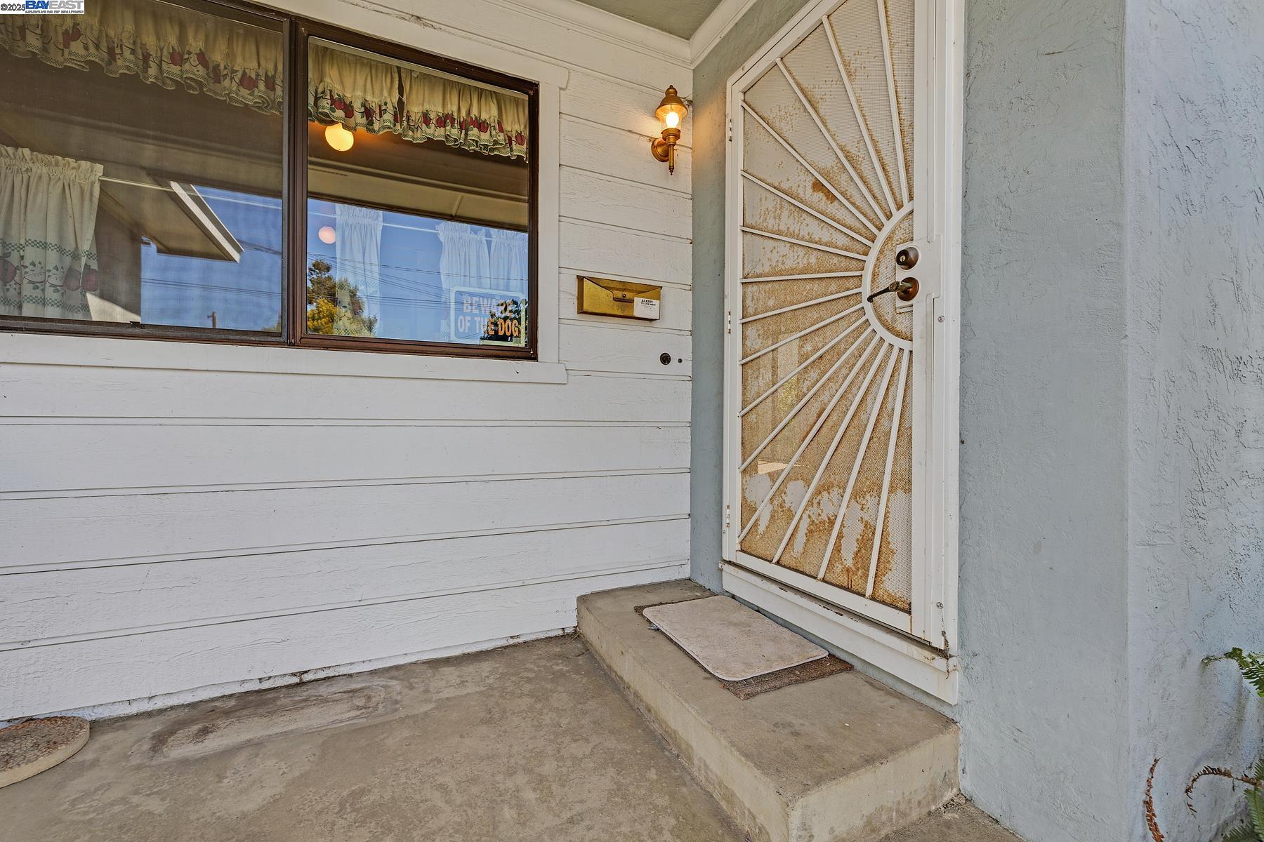 Detail Gallery Image 15 of 32 For 4572 Bianca Dr, Fremont,  CA 94536 - 3 Beds | 2 Baths