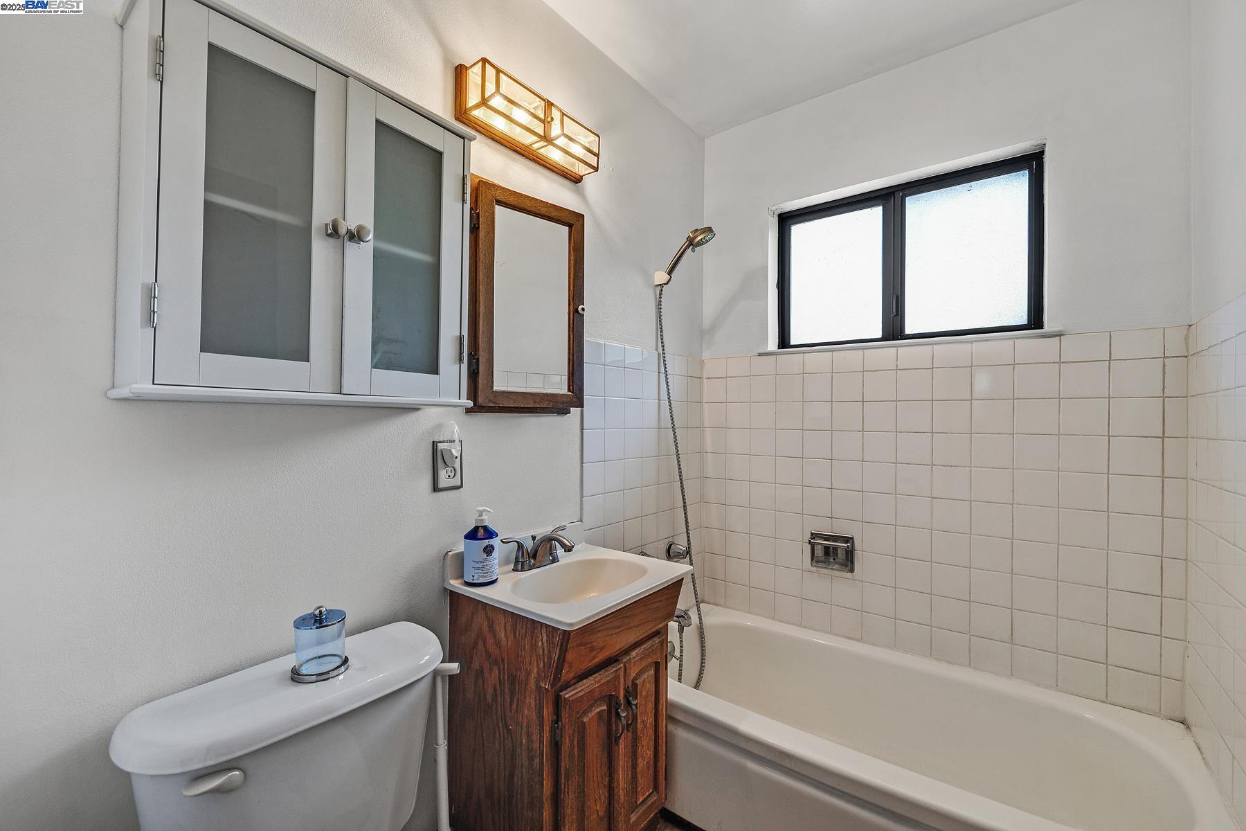 Detail Gallery Image 28 of 32 For 4572 Bianca Dr, Fremont,  CA 94536 - 3 Beds | 2 Baths