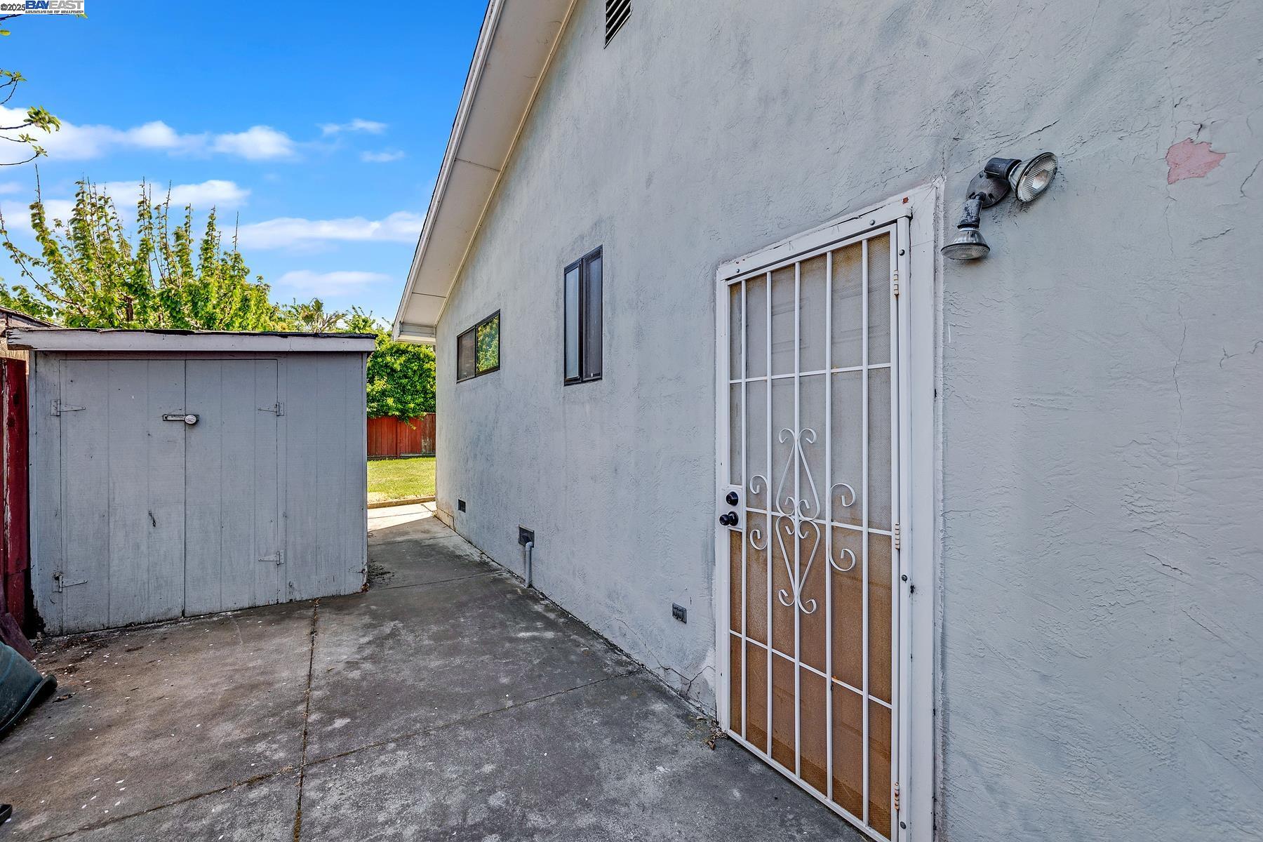 Detail Gallery Image 6 of 32 For 4572 Bianca Dr, Fremont,  CA 94536 - 3 Beds | 2 Baths