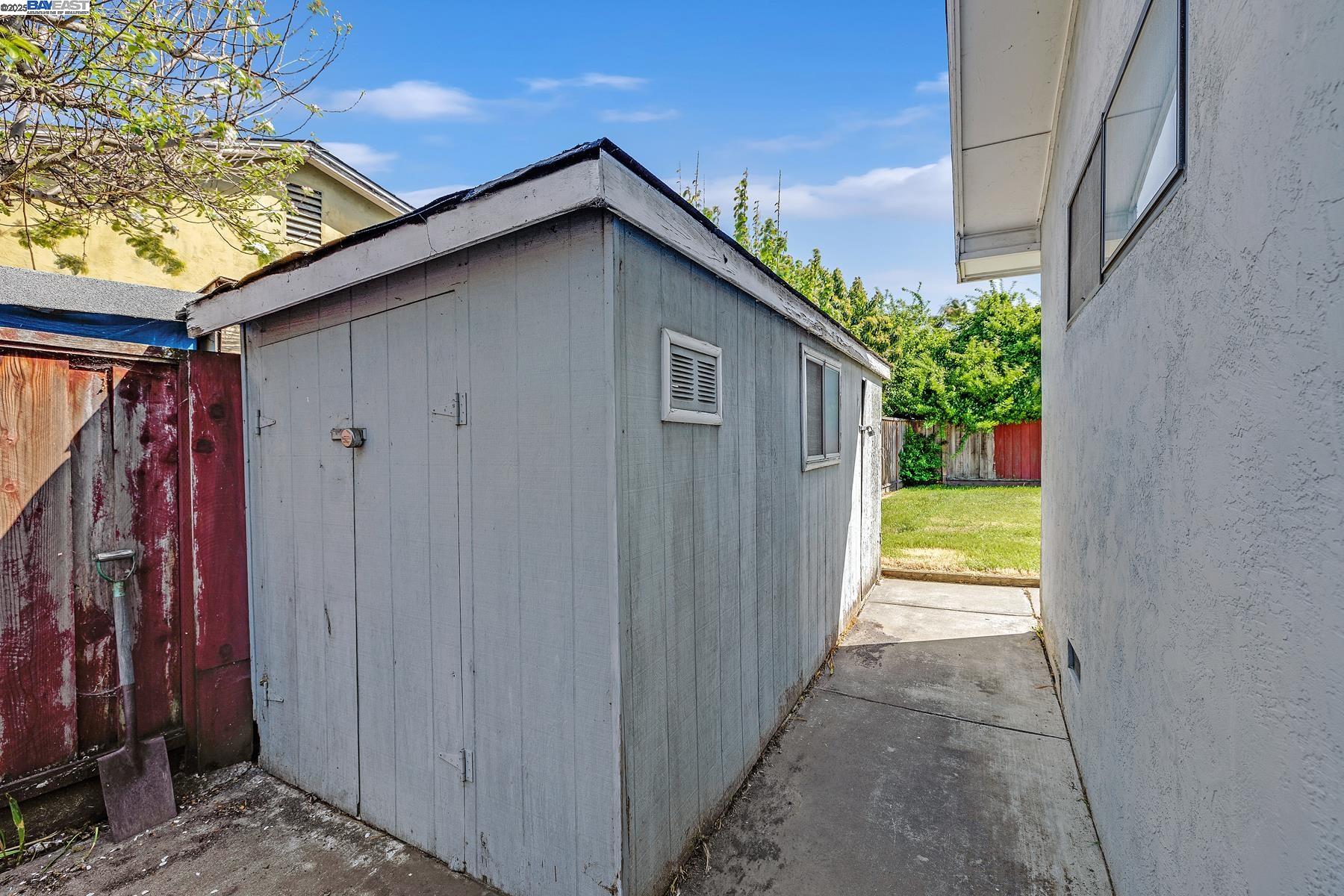 Detail Gallery Image 7 of 32 For 4572 Bianca Dr, Fremont,  CA 94536 - 3 Beds | 2 Baths