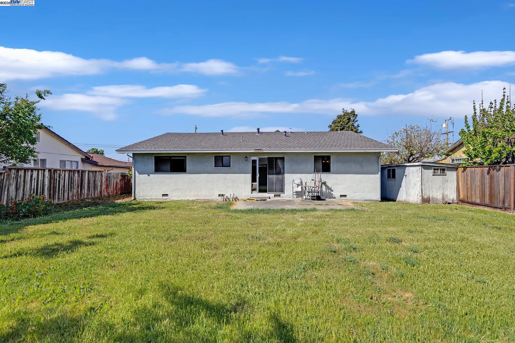 Detail Gallery Image 10 of 32 For 4572 Bianca Dr, Fremont,  CA 94536 - 3 Beds | 2 Baths
