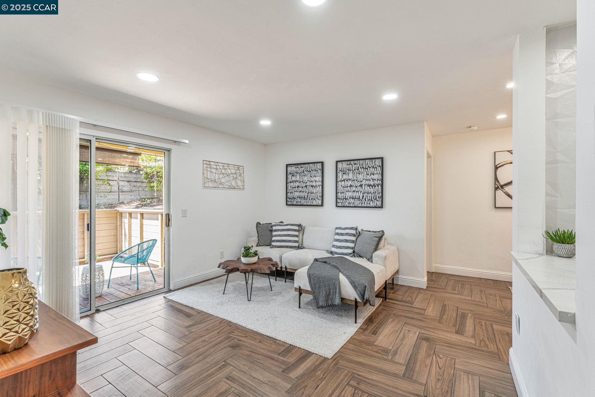 Photo #5: 41096164 Listing: Photo #5