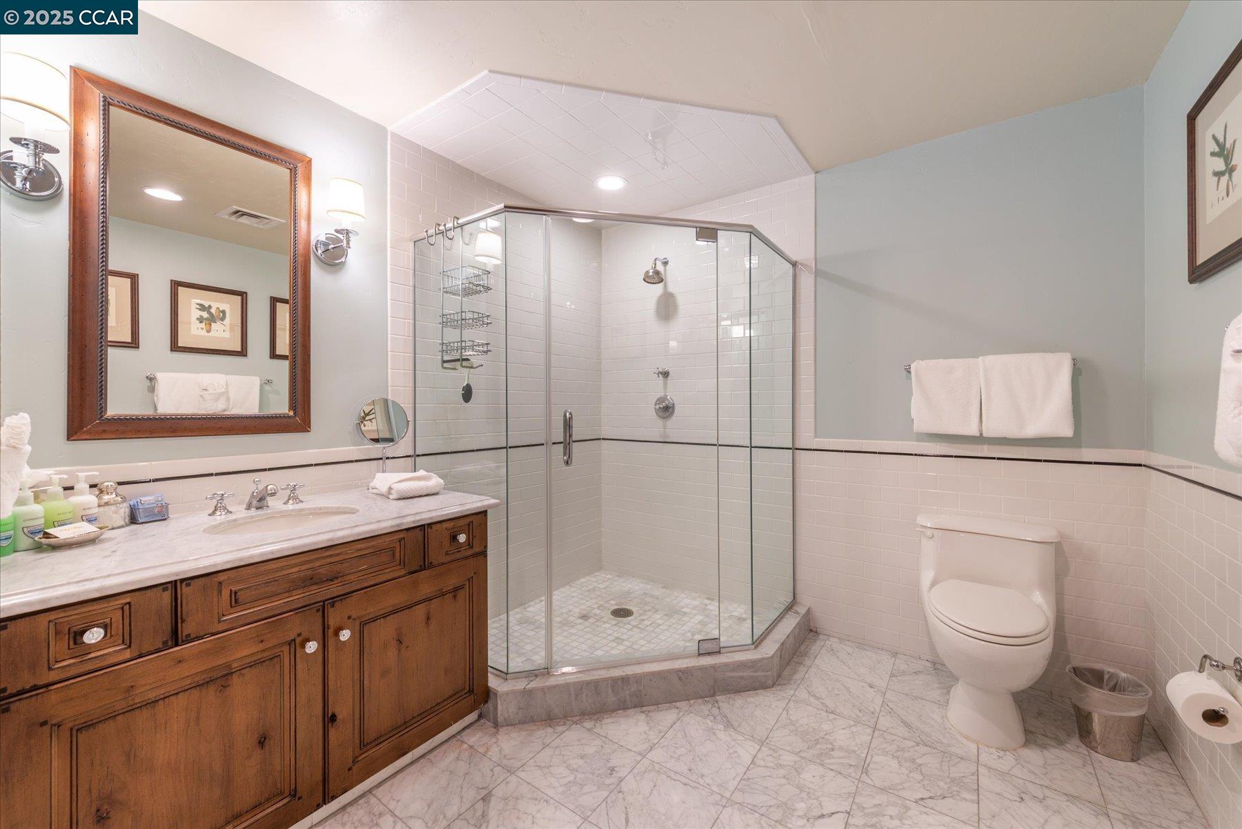 Detail Gallery Image 14 of 25 For 6750 North Lake Blvd 3b,  Tahoe Vista,  CA 96148 - 3 Beds | 4/1 Baths