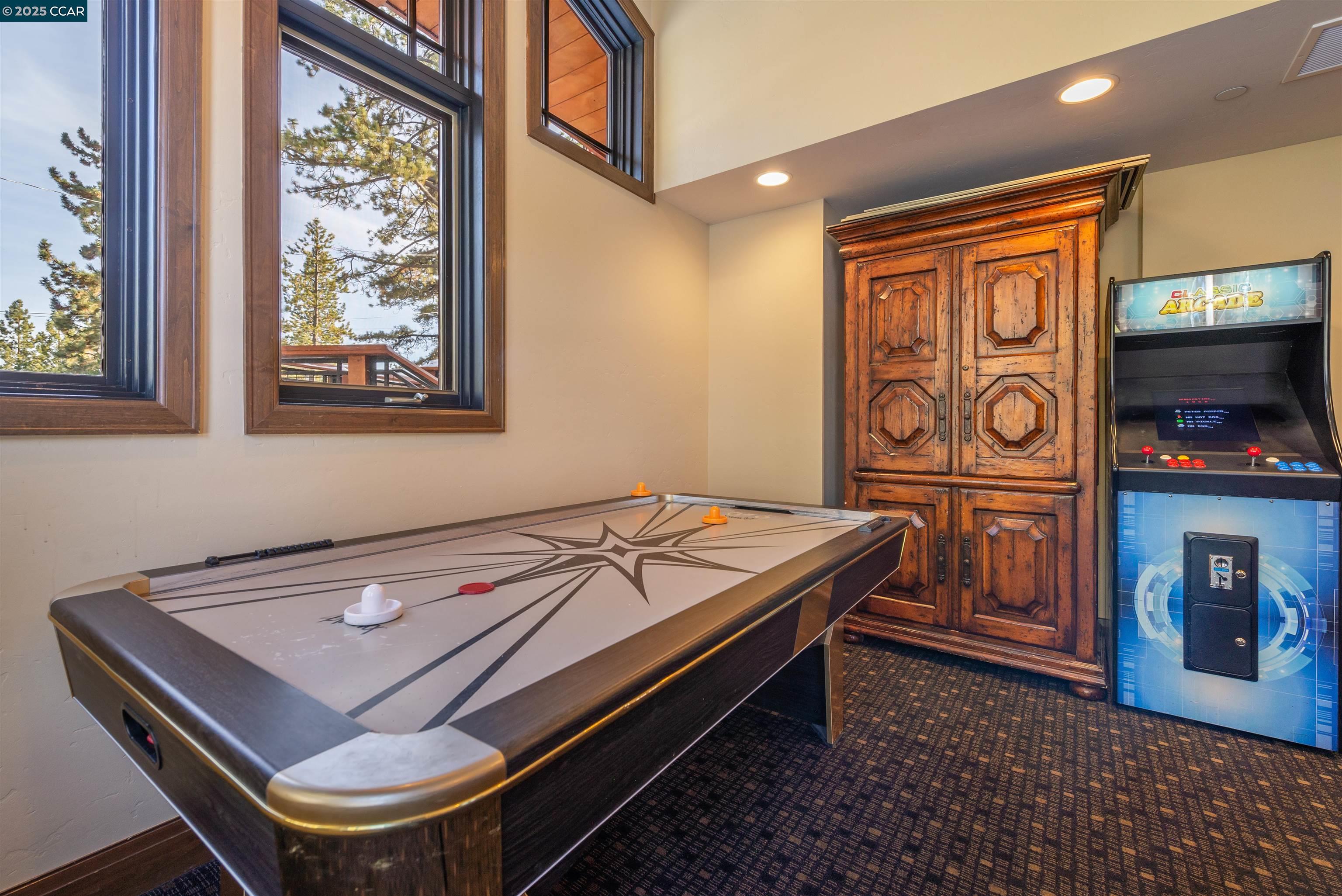 Detail Gallery Image 25 of 25 For 6750 North Lake Blvd 3b,  Tahoe Vista,  CA 96148 - 3 Beds | 4/1 Baths