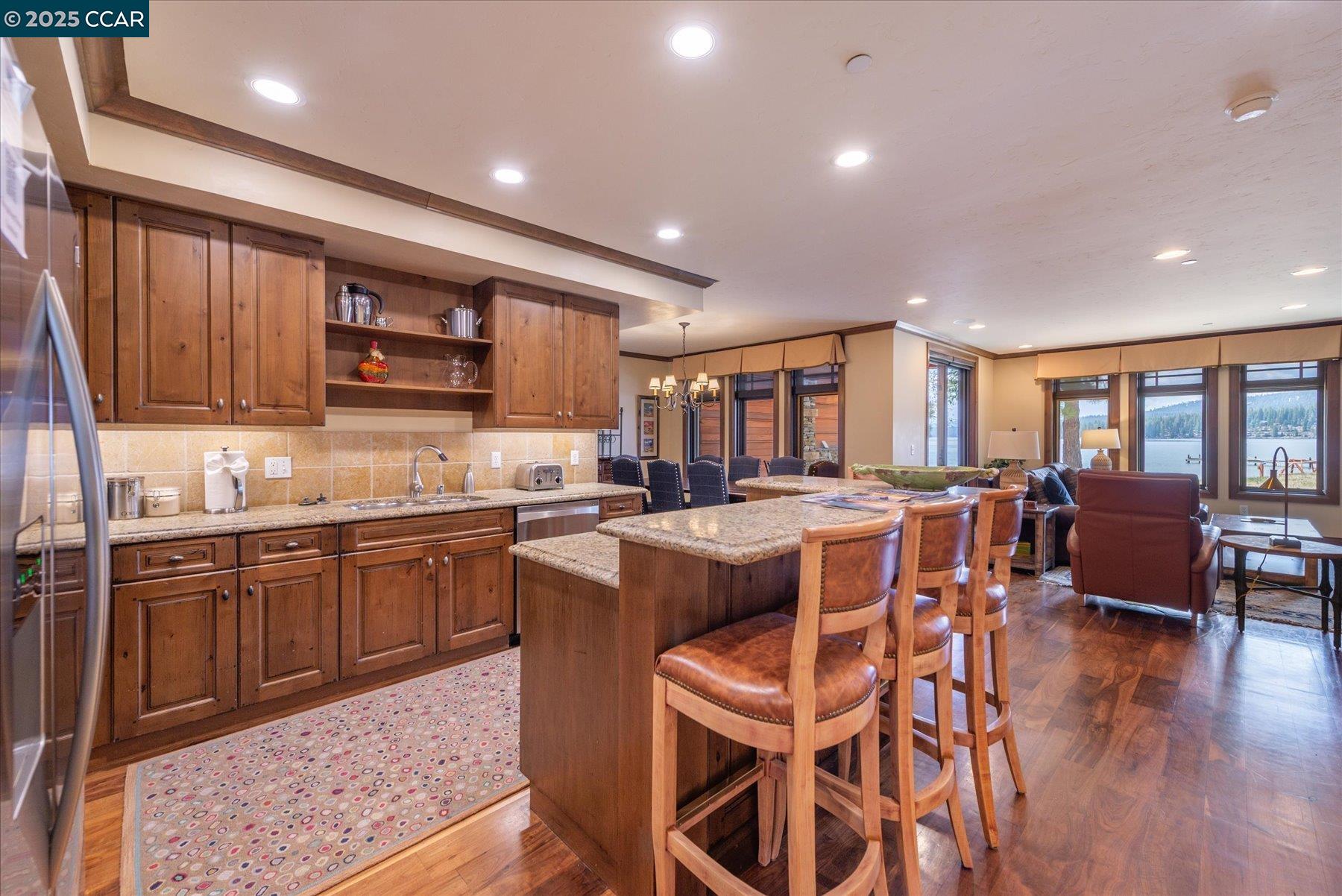 Detail Gallery Image 8 of 25 For 6750 North Lake Blvd 3b,  Tahoe Vista,  CA 96148 - 3 Beds | 4/1 Baths