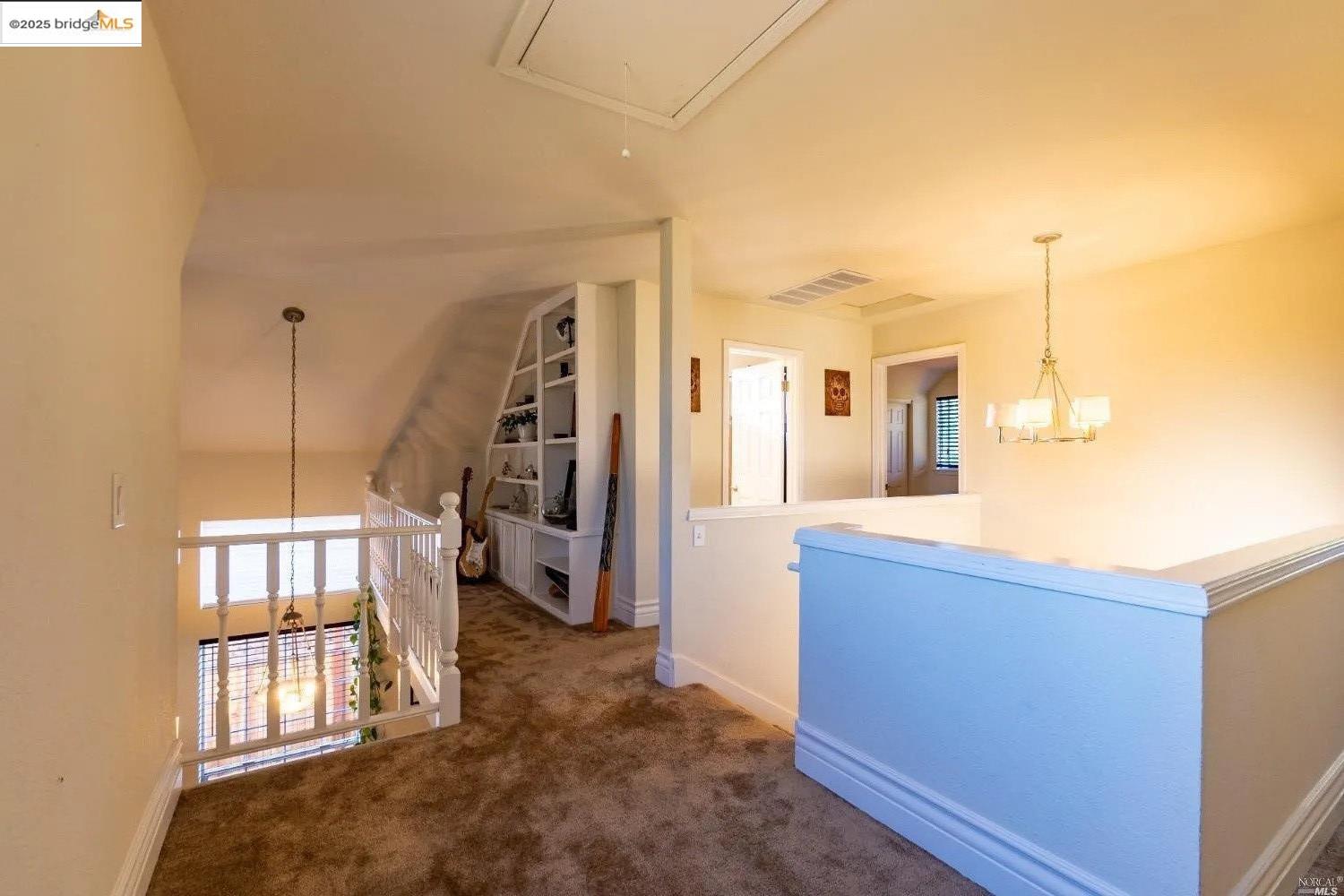 Detail Gallery Image 17 of 39 For 2131 Millwood Ct, Santa Rosa,  CA 95403 - 3 Beds | 3/1 Baths