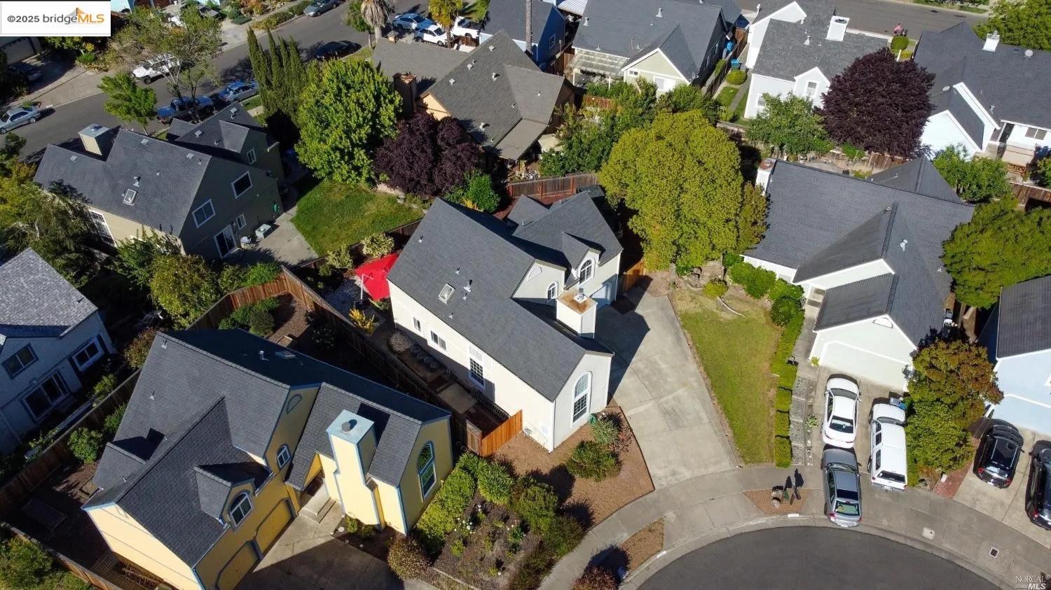 Detail Gallery Image 37 of 39 For 2131 Millwood Ct, Santa Rosa,  CA 95403 - 3 Beds | 3/1 Baths