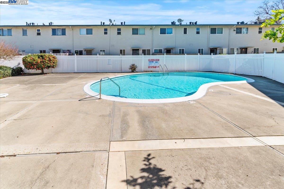 Photo #12: 41096178 Listing: Photo #12
