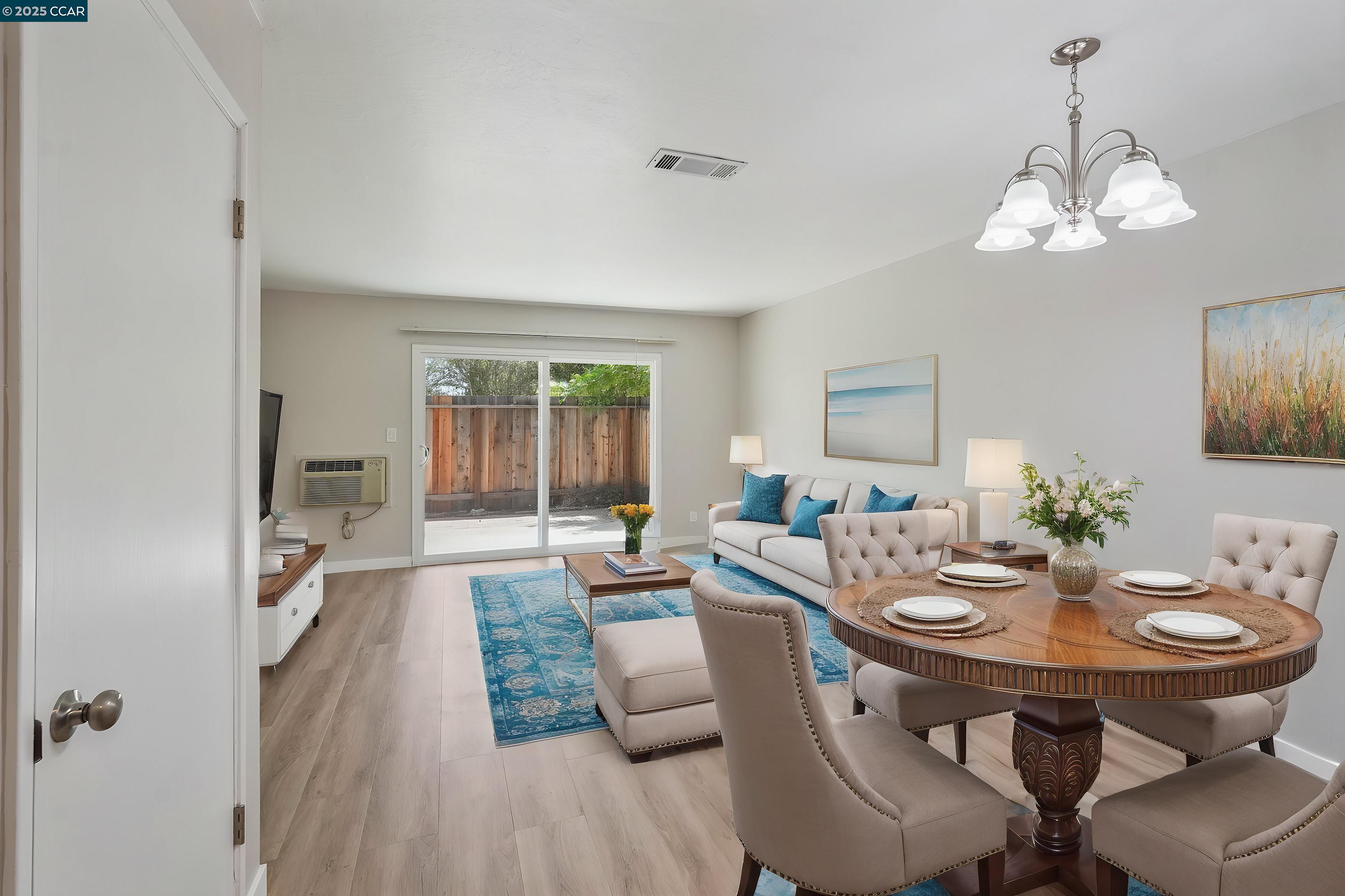 Photo #3: 41096193 Listing: Photo #3