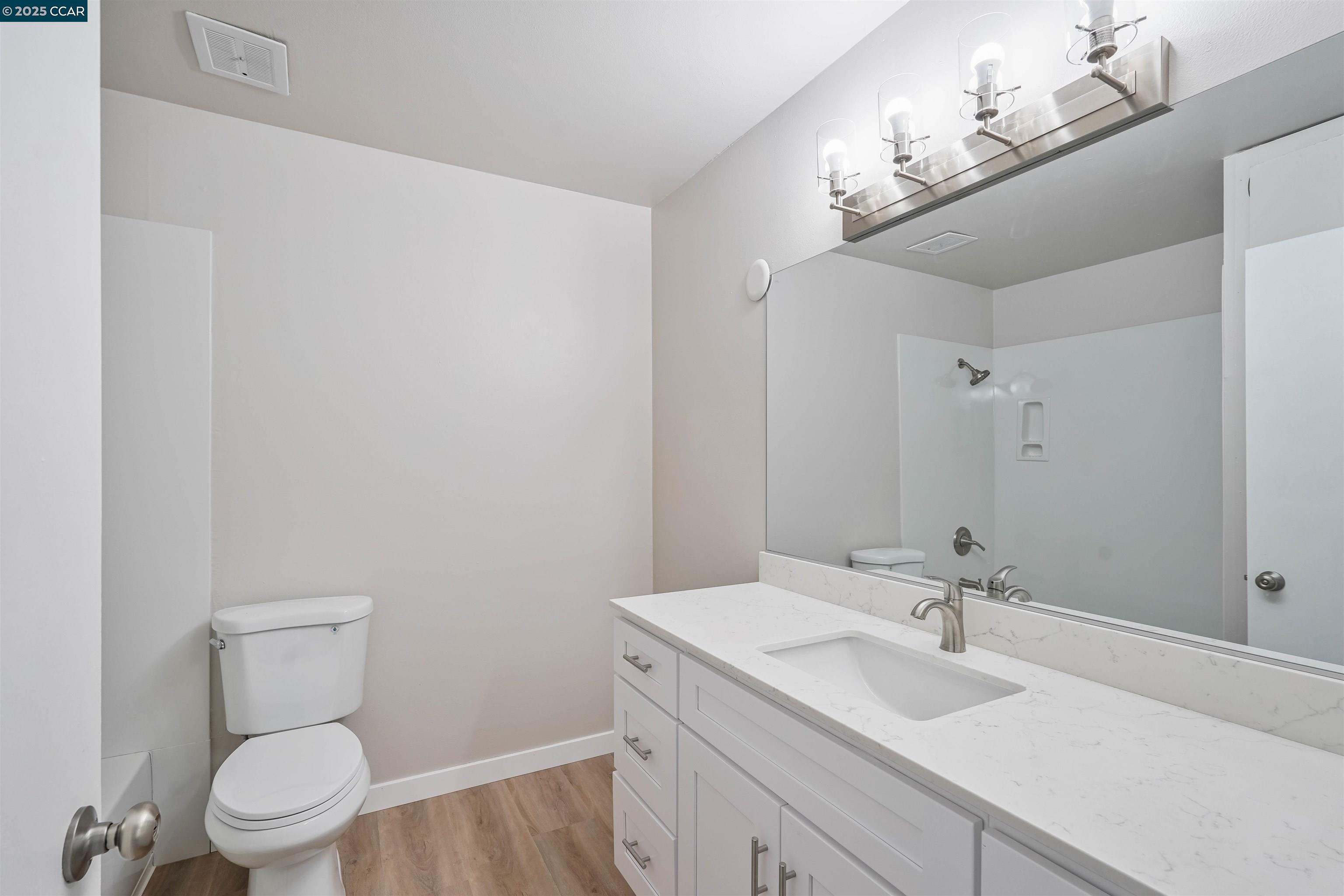 Photo #23: 41096193 Listing: Photo #23