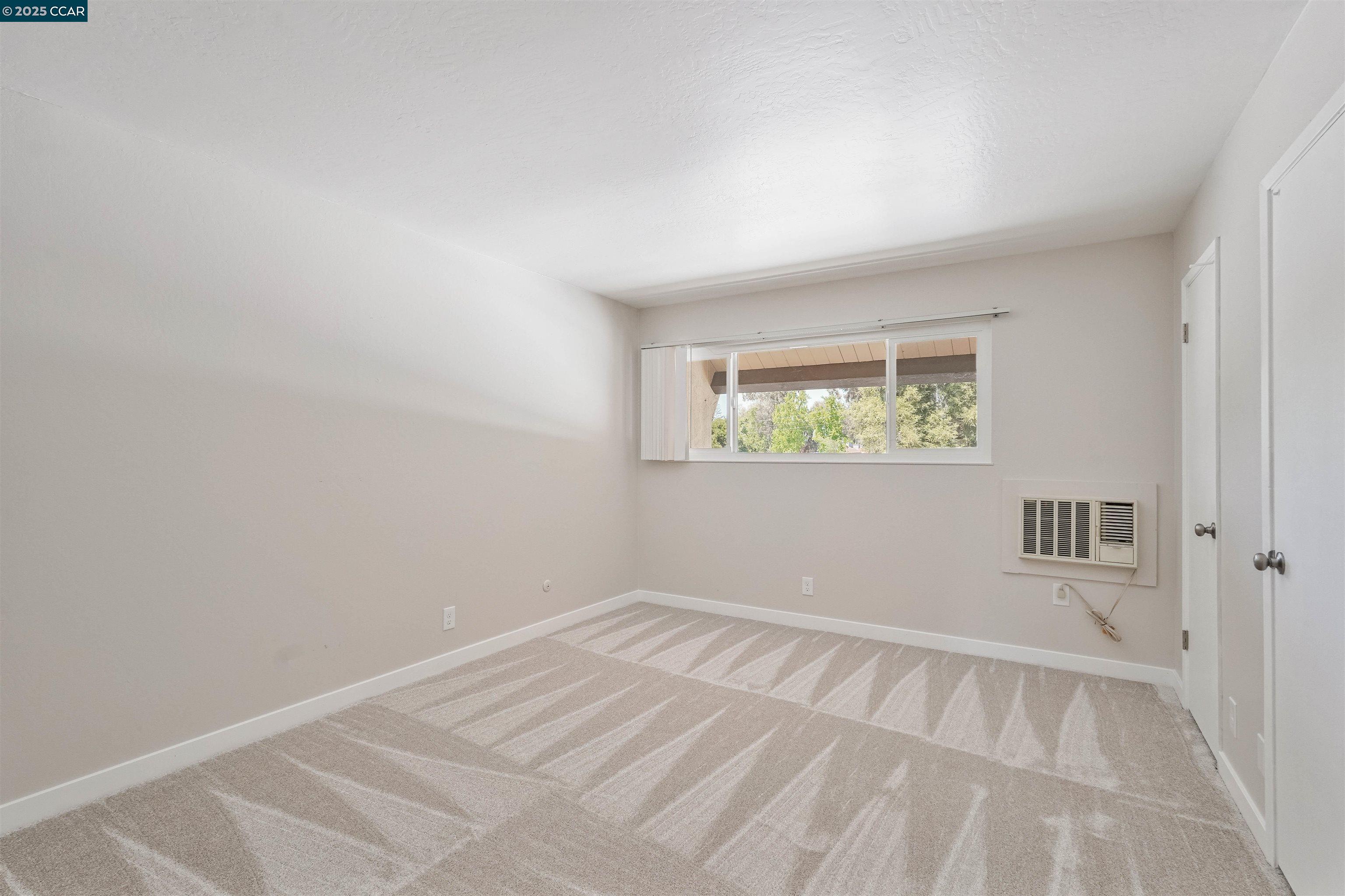 Photo #24: 41096193 Listing: Photo #24