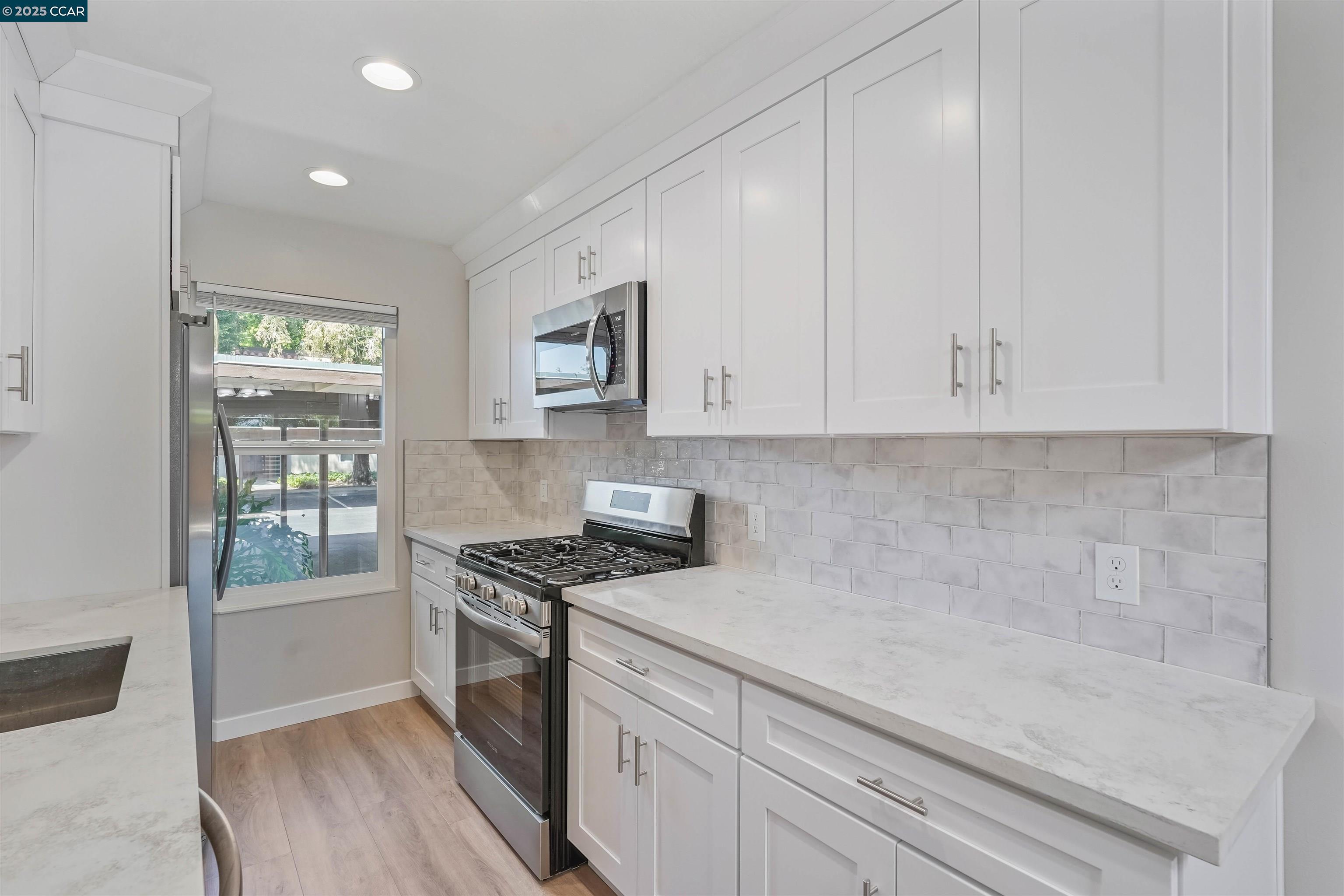 Photo #10: 41096193 Listing: Photo #10