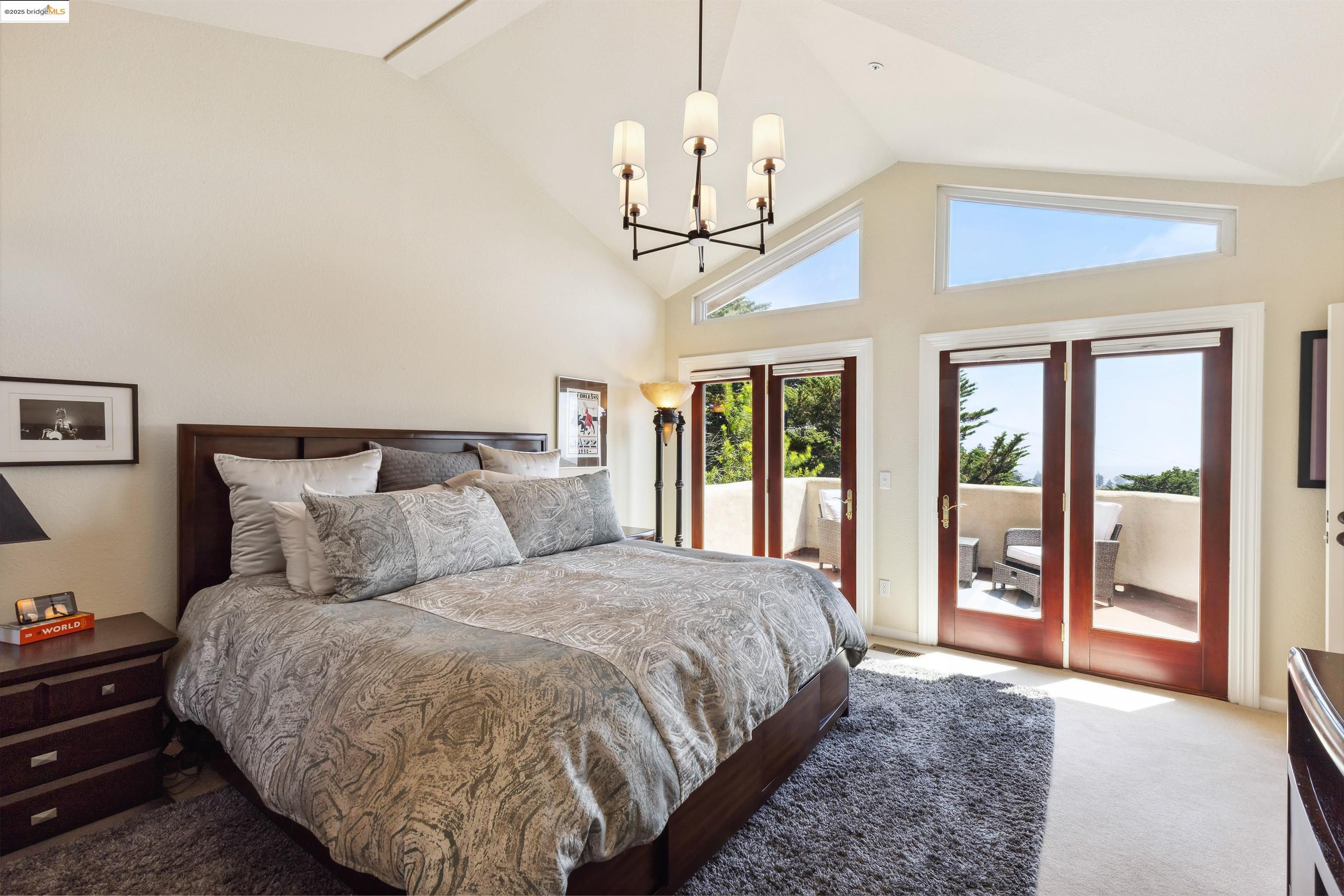 Detail Gallery Image 33 of 51 For 2312 Pelham Pl, Oakland,  CA 94611 - 4 Beds | 3 Baths