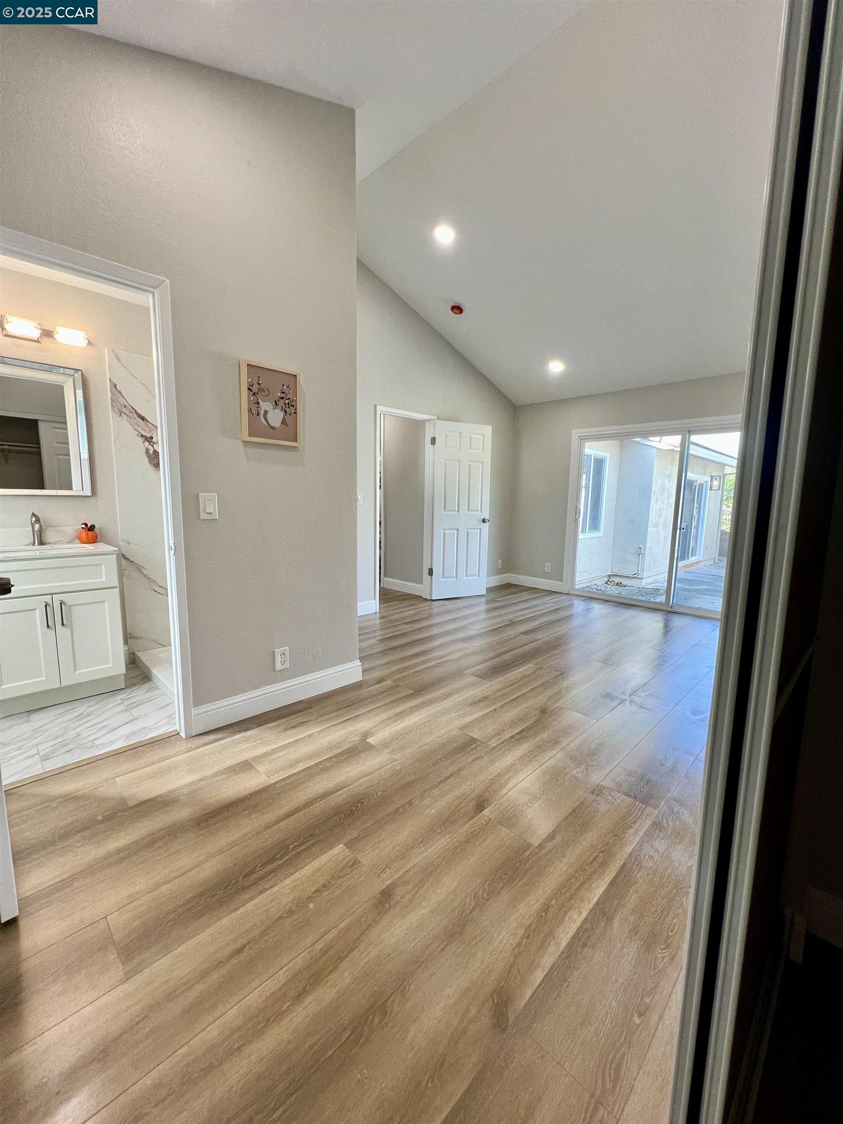 Detail Gallery Image 35 of 60 For 124 Fuschia Ct, Martinez,  CA 94553 - 4 Beds | 2 Baths