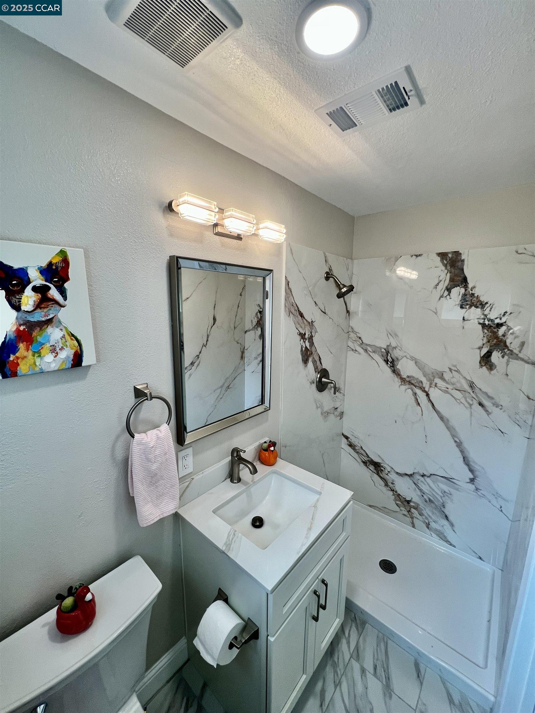 Detail Gallery Image 39 of 60 For 124 Fuschia Ct, Martinez,  CA 94553 - 4 Beds | 2 Baths