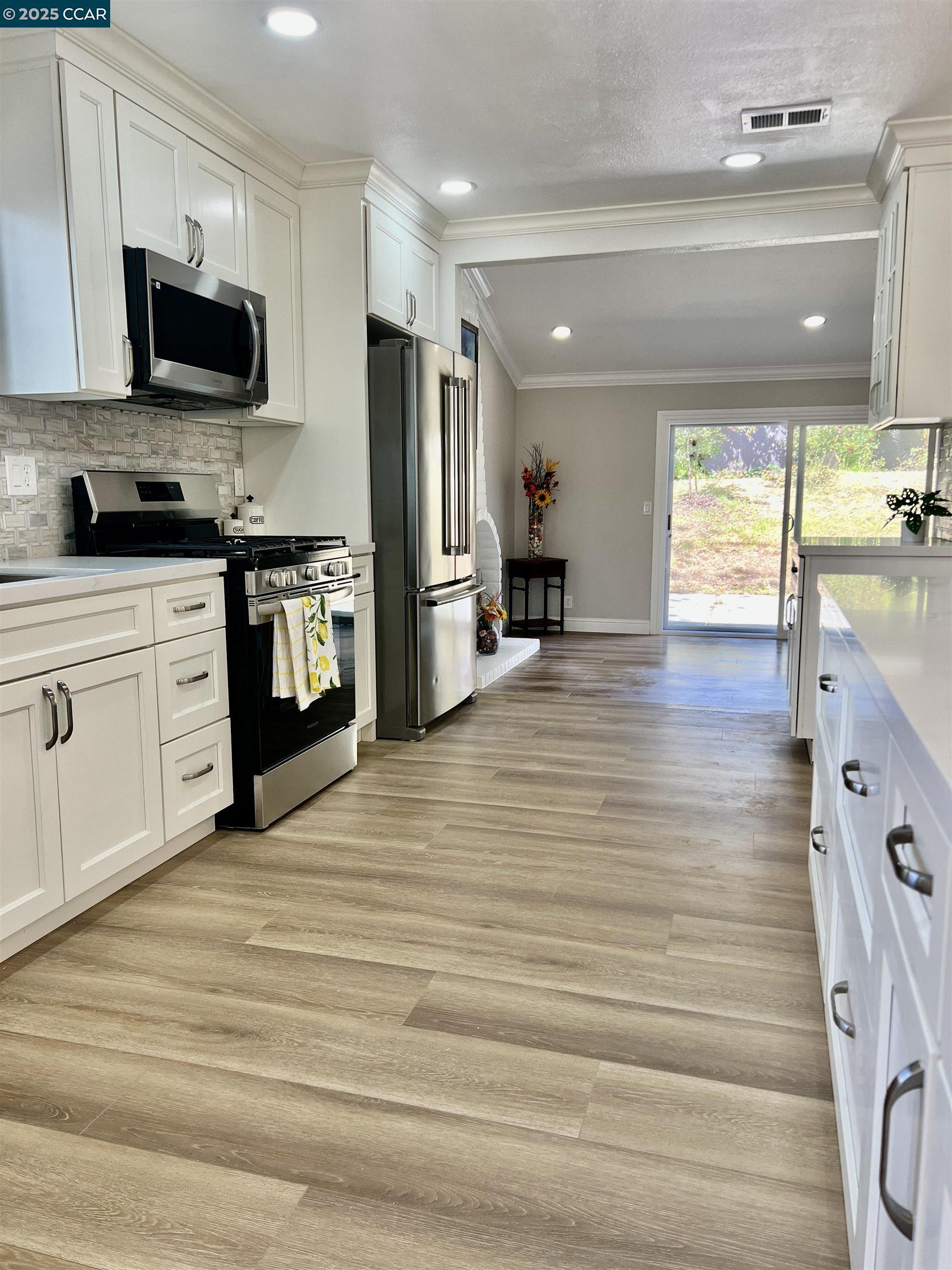 Detail Gallery Image 52 of 60 For 124 Fuschia Ct, Martinez,  CA 94553 - 4 Beds | 2 Baths