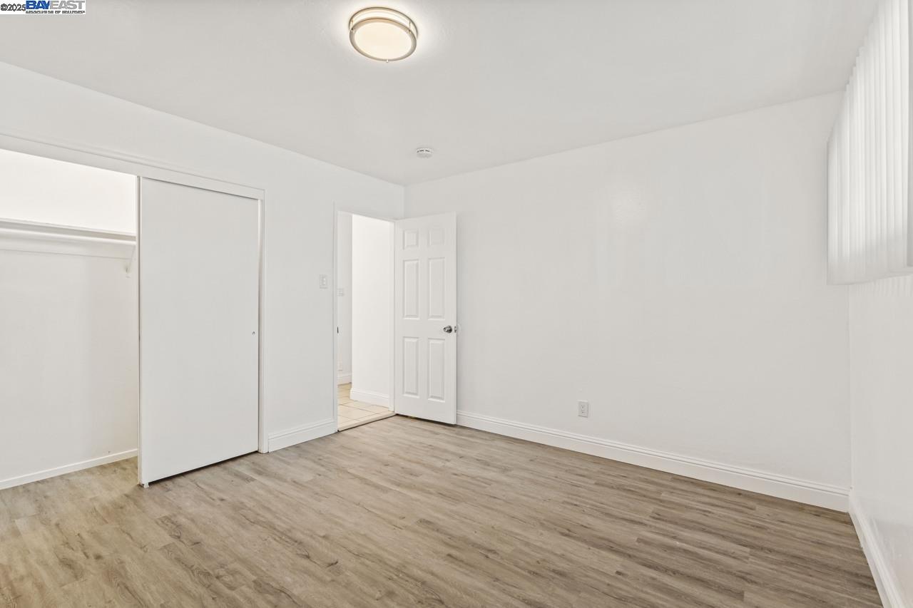 1813 63rd St # D, Berkeley, California 94703, 2 Bedrooms Bedrooms, 5 Rooms Rooms,1 BathroomBathrooms,Residential Lease,For Rent,1813 63rd St # D,41096196