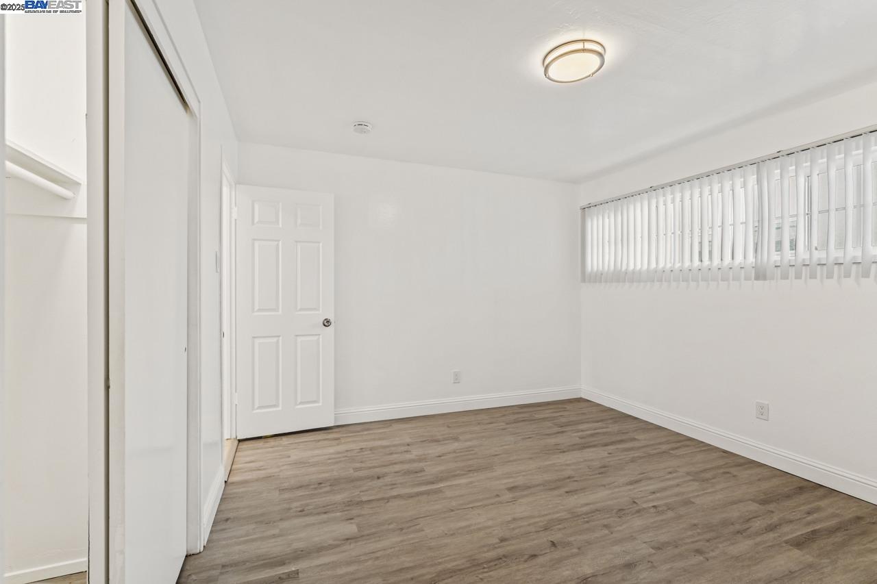 1813 63rd St # D, Berkeley, California 94703, 2 Bedrooms Bedrooms, 5 Rooms Rooms,1 BathroomBathrooms,Residential Lease,For Rent,1813 63rd St # D,41096196