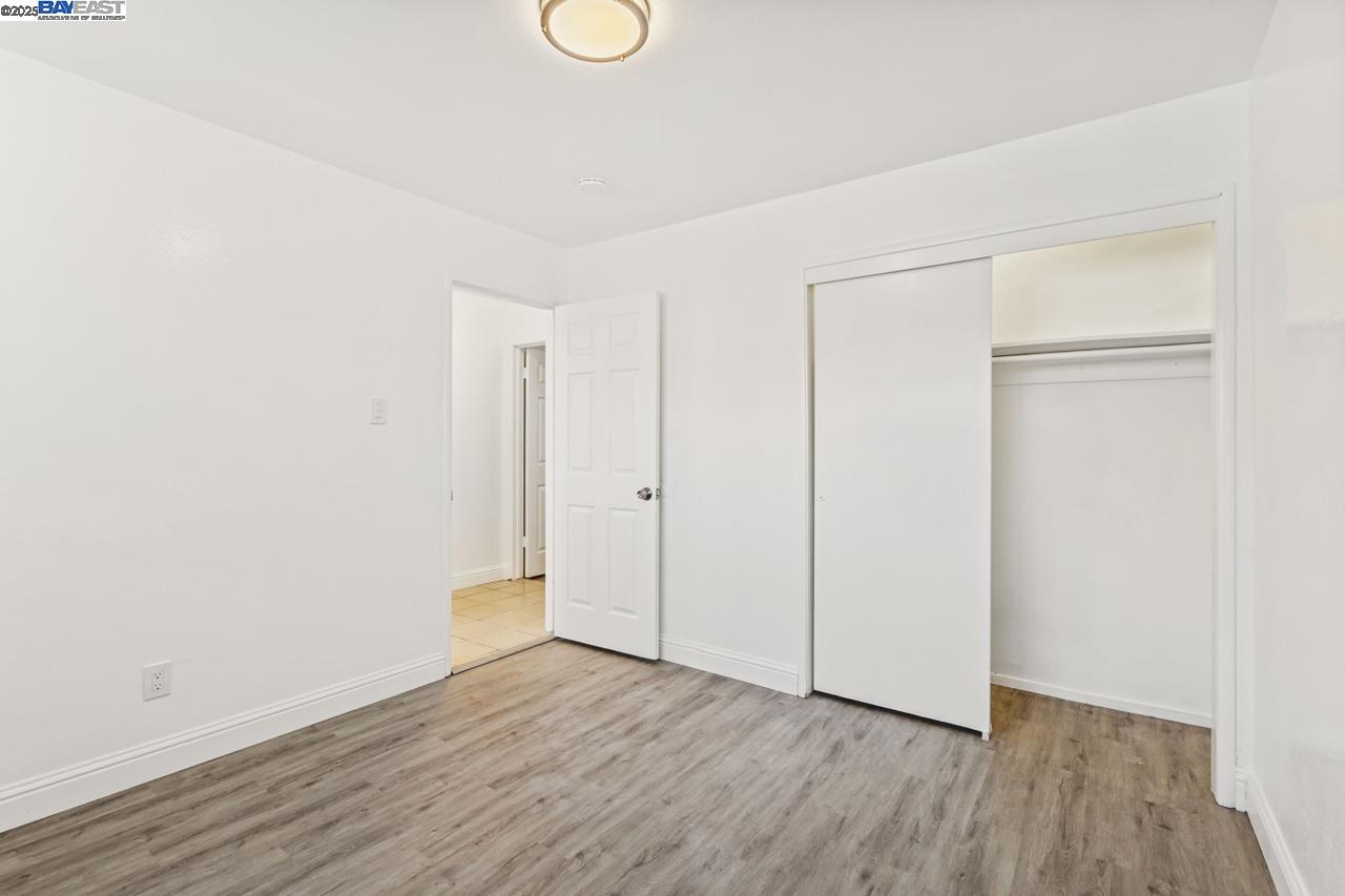 1813 63rd St # D, Berkeley, California 94703, 2 Bedrooms Bedrooms, 5 Rooms Rooms,1 BathroomBathrooms,Residential Lease,For Rent,1813 63rd St # D,41096196