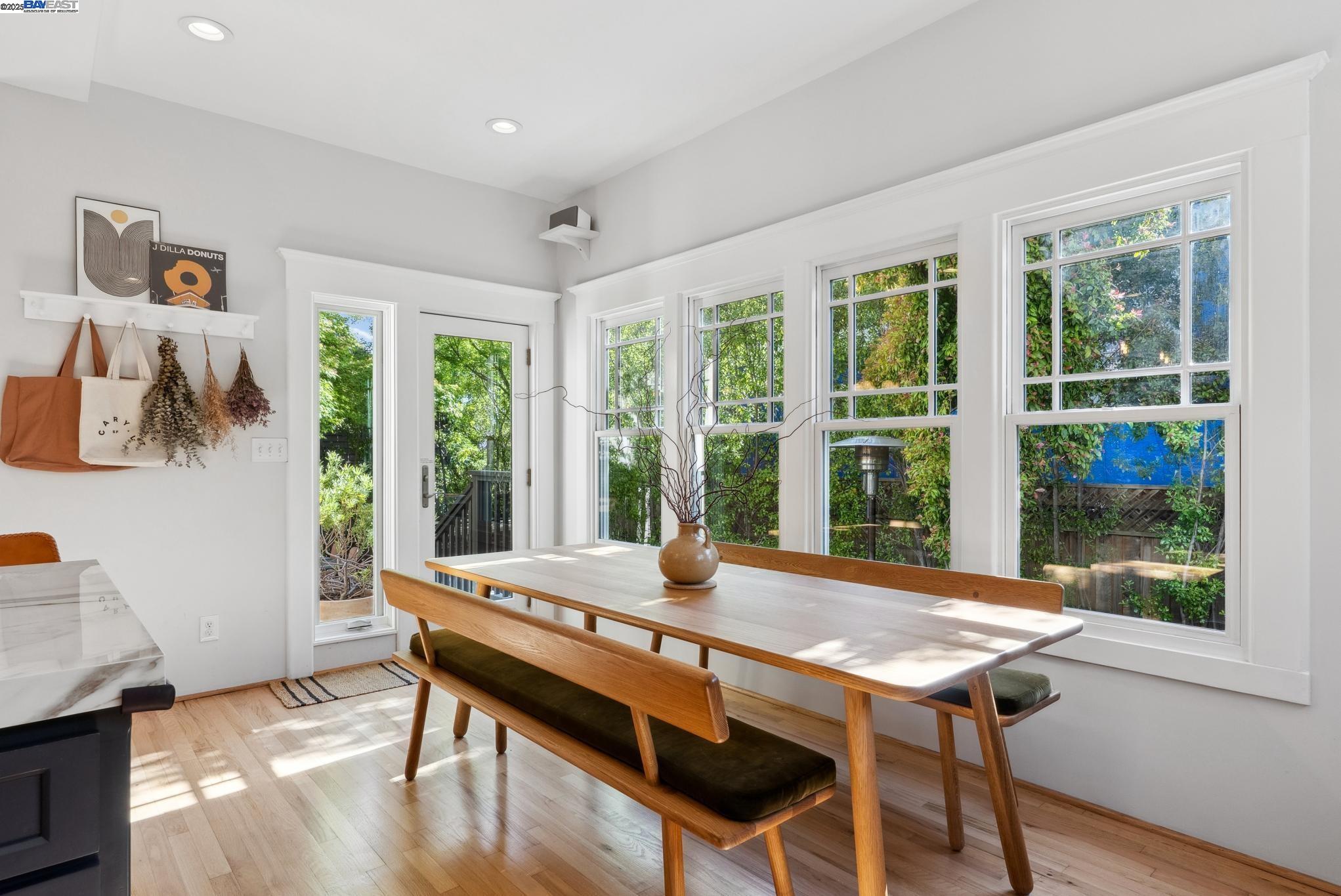 Detail Gallery Image 24 of 60 For 1325 Saint Charles St, Alameda,  CA 94501 - 4 Beds | 2 Baths