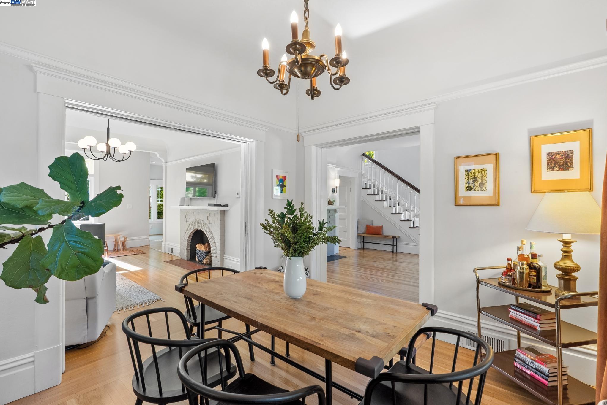 Detail Gallery Image 29 of 60 For 1325 Saint Charles St, Alameda,  CA 94501 - 4 Beds | 2 Baths