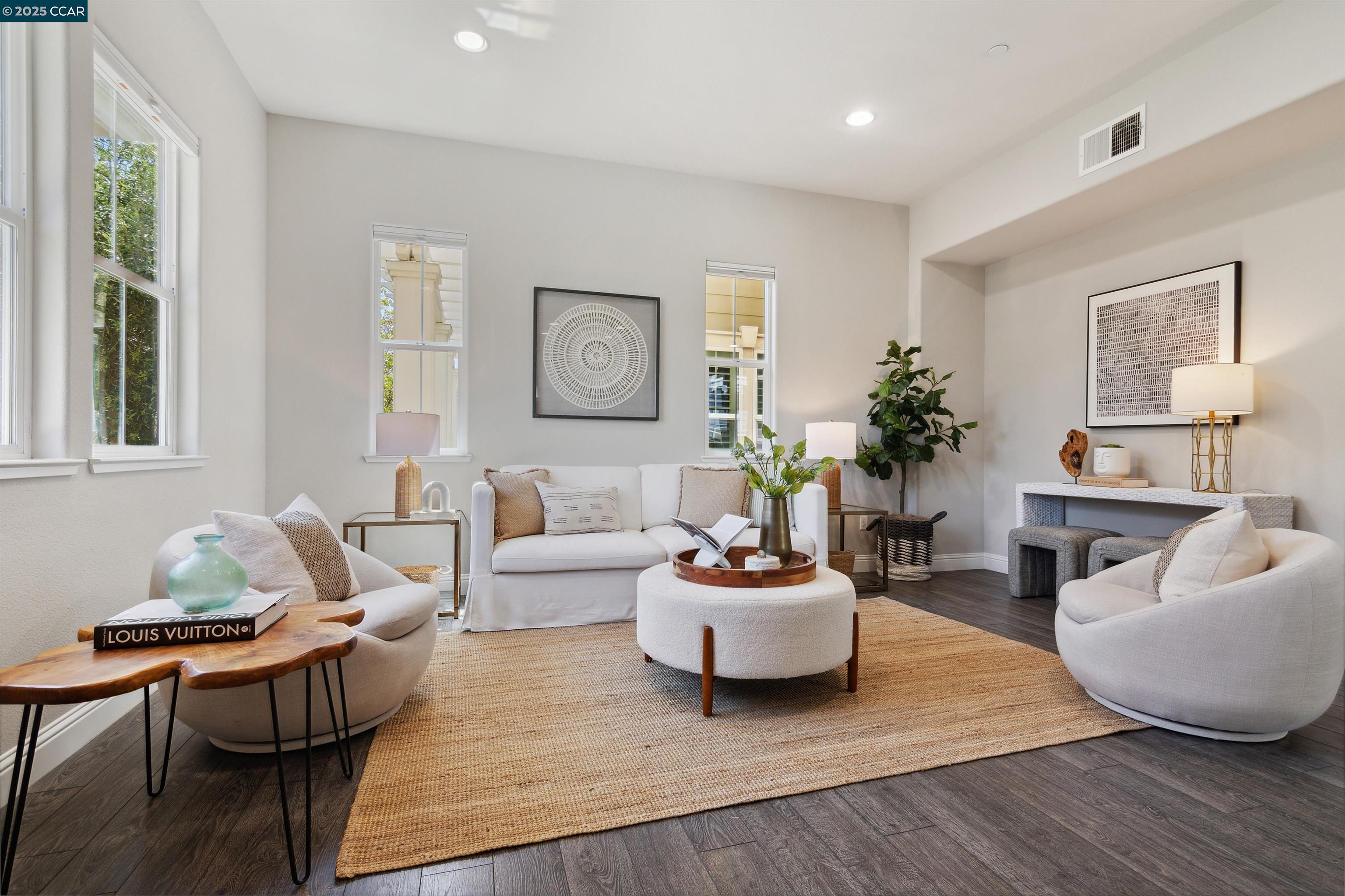 property-img
