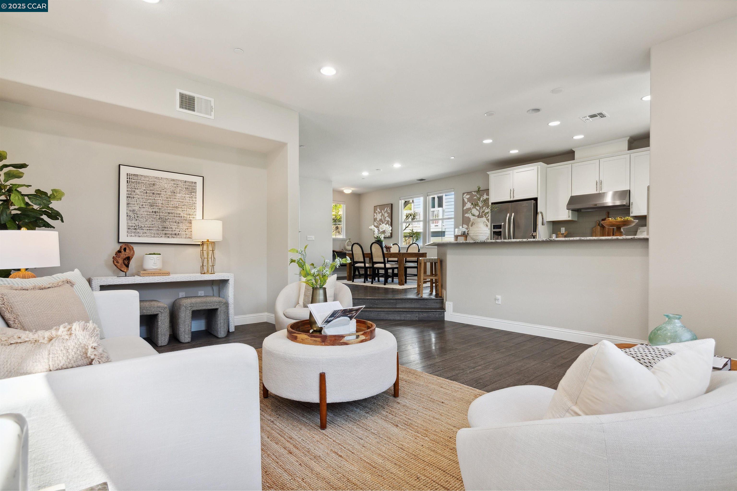 property-img