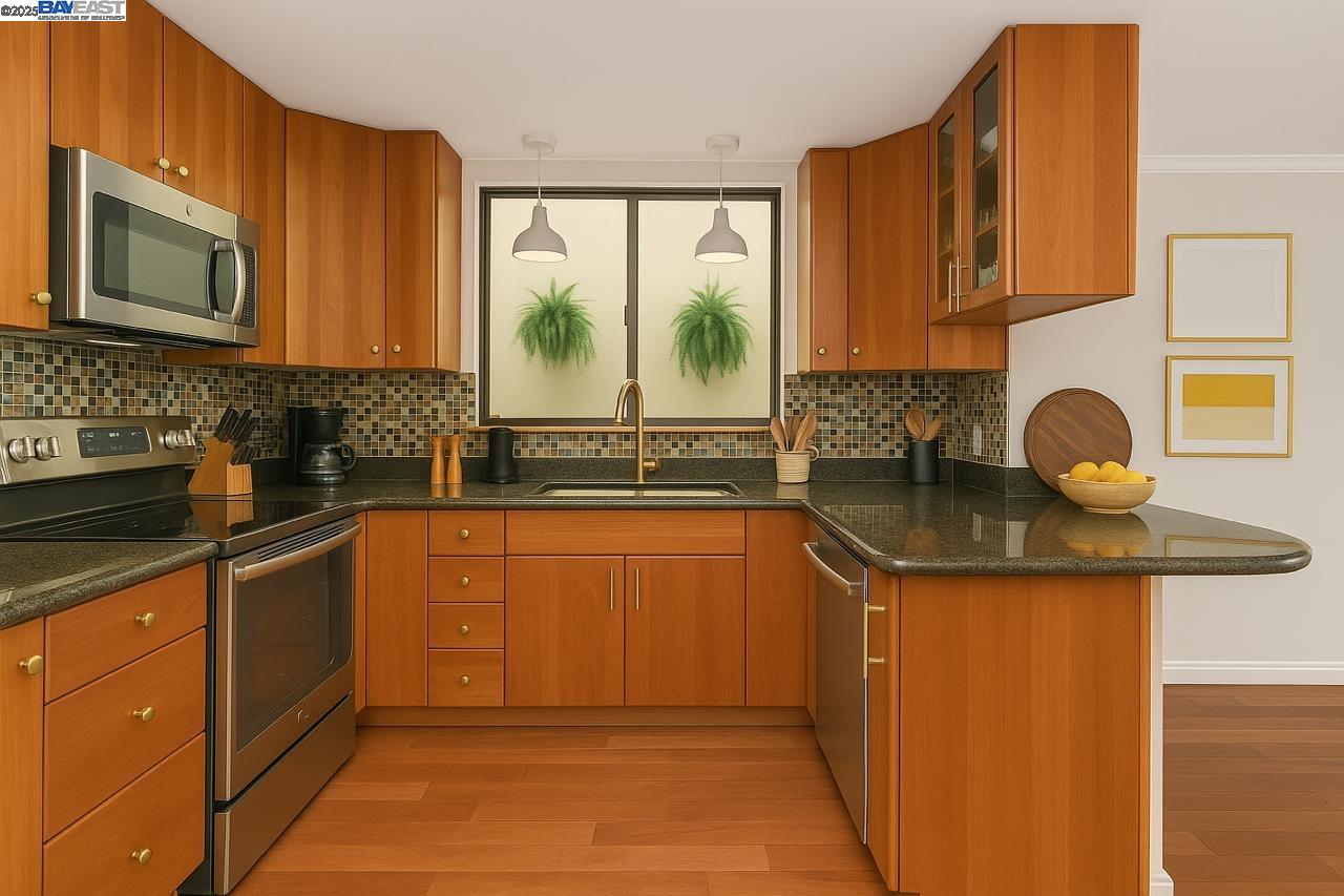Detail Gallery Image 24 of 26 For 1365 Scott Street #1,  San Francisco,  CA 94115 - 2 Beds | 1/1 Baths