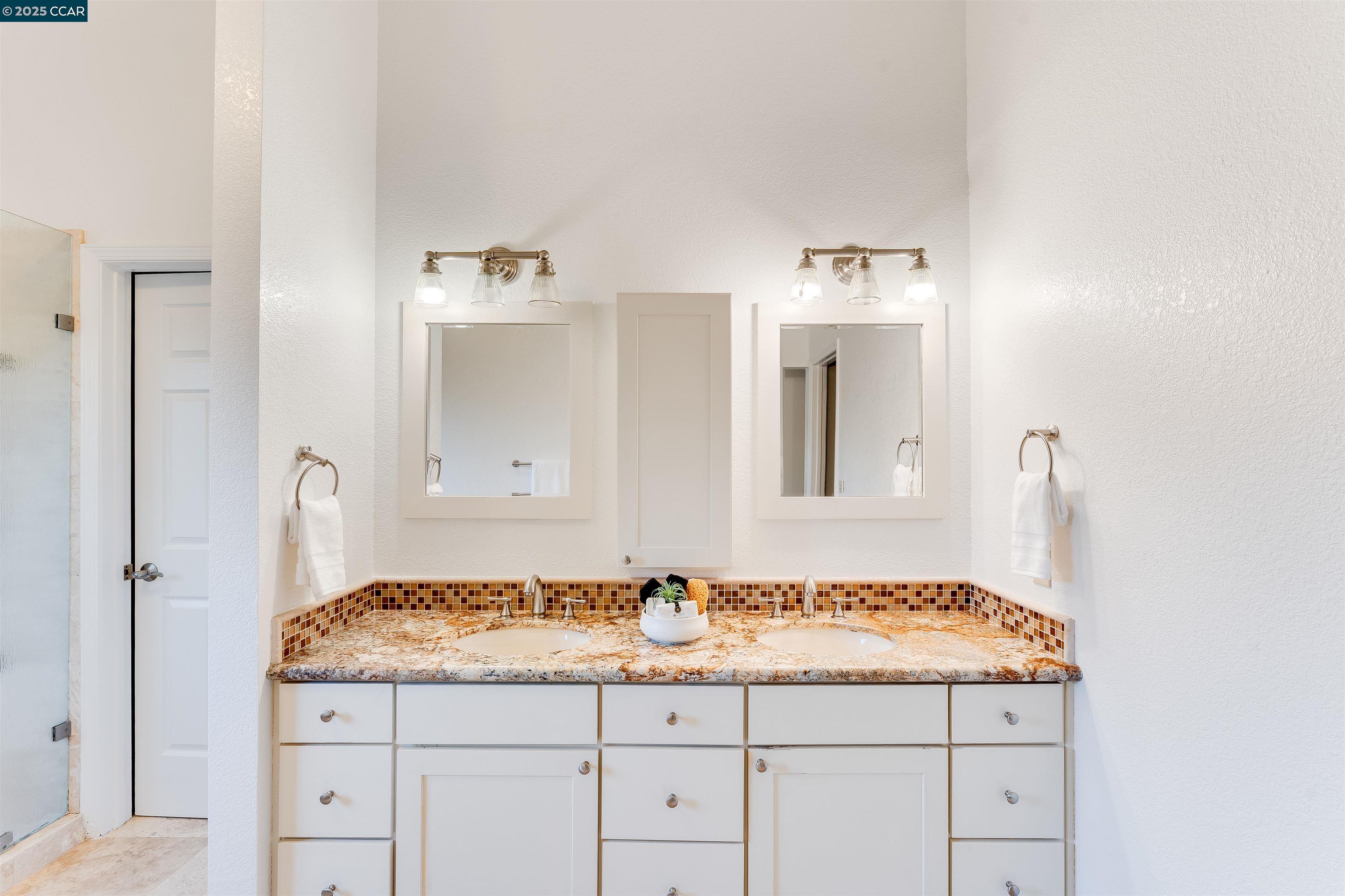 Detail Gallery Image 26 of 43 For 1438 Landahl Ct, Benicia,  CA 94510 - 4 Beds | 3 Baths