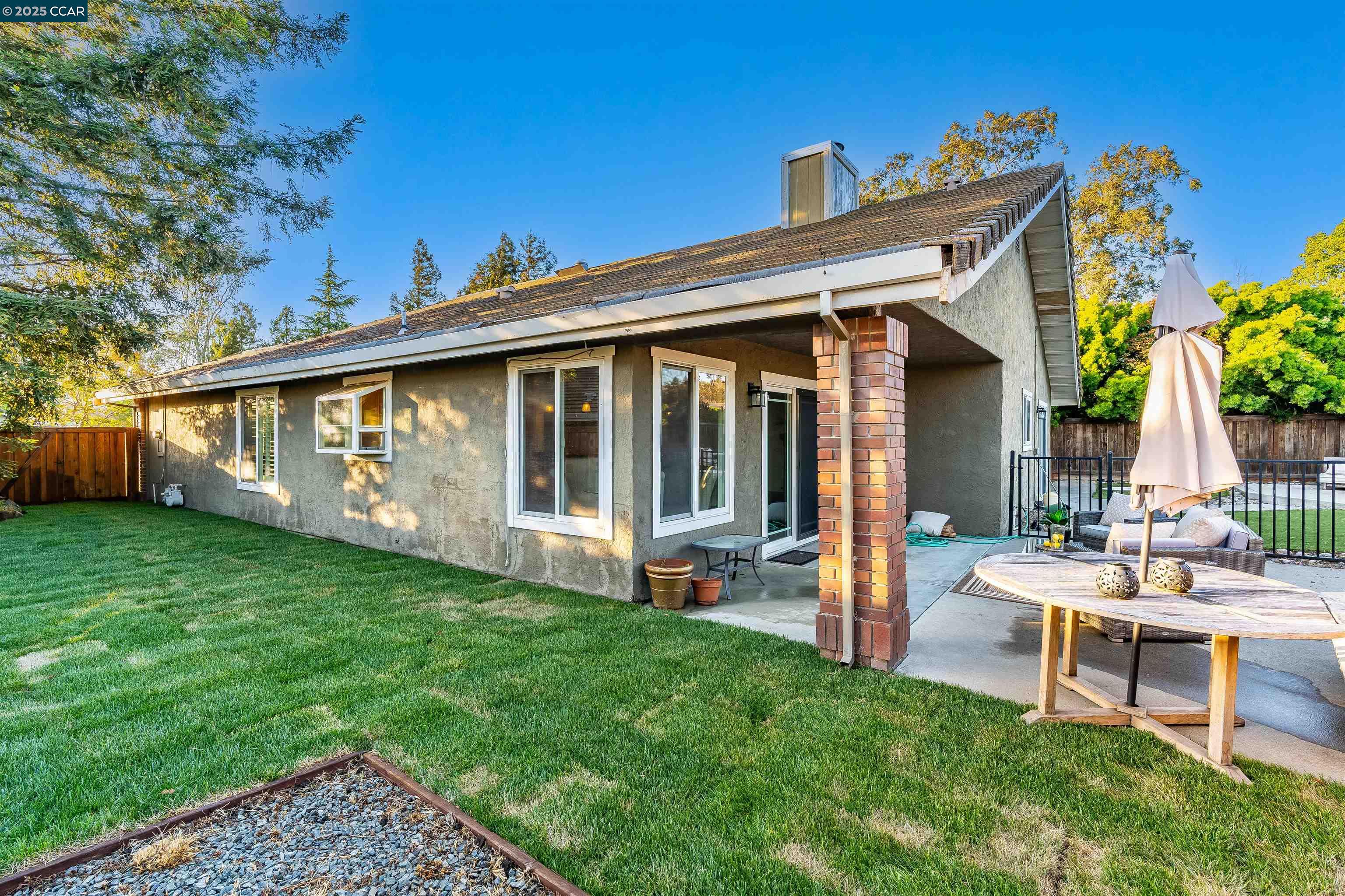 Detail Gallery Image 39 of 43 For 1438 Landahl Ct, Benicia,  CA 94510 - 4 Beds | 3 Baths
