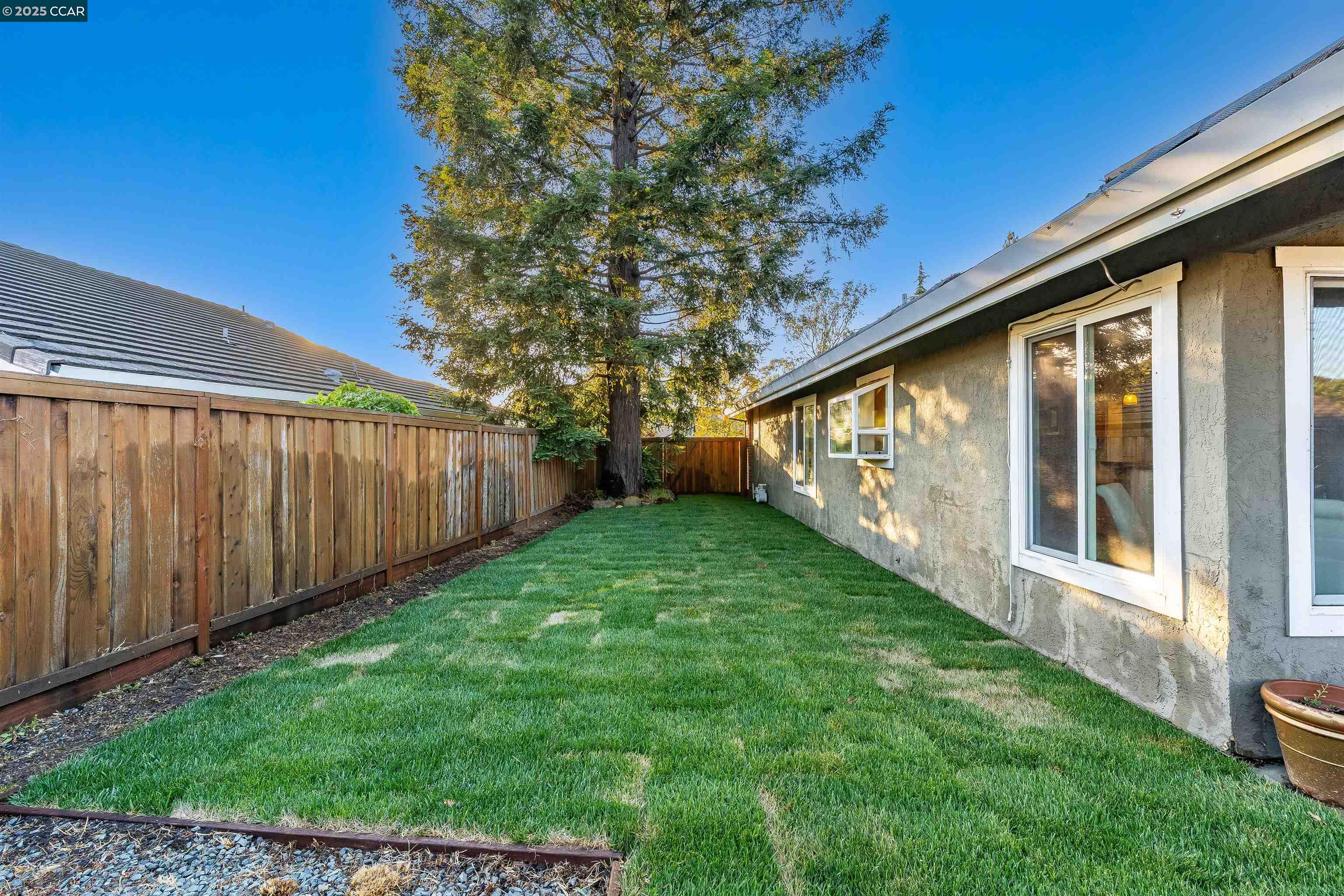 Detail Gallery Image 40 of 43 For 1438 Landahl Ct, Benicia,  CA 94510 - 4 Beds | 3 Baths