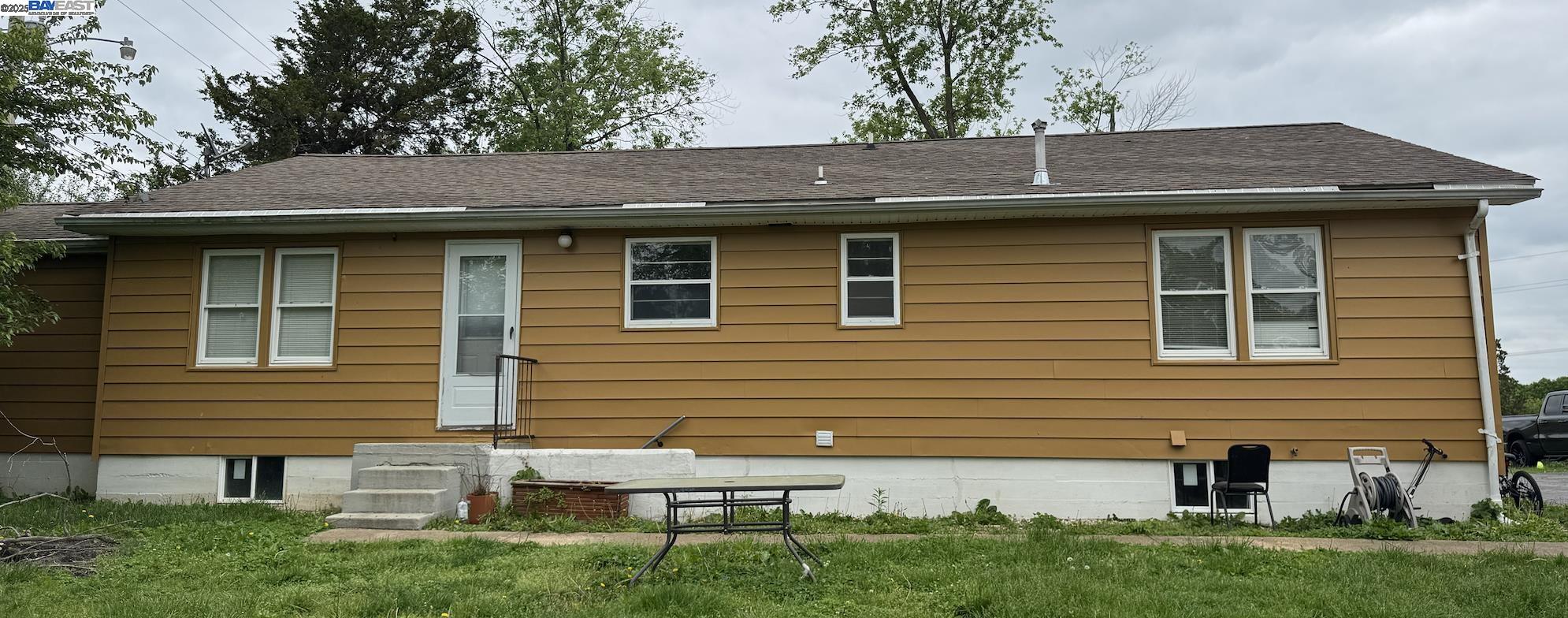 3 Ed Mar Ter, Cornell, Missouri 63050, 3 Bedrooms Bedrooms, 9 Rooms Rooms,2 BathroomsBathrooms,Residential Lease,For Rent,3 Ed Mar Ter,41096222